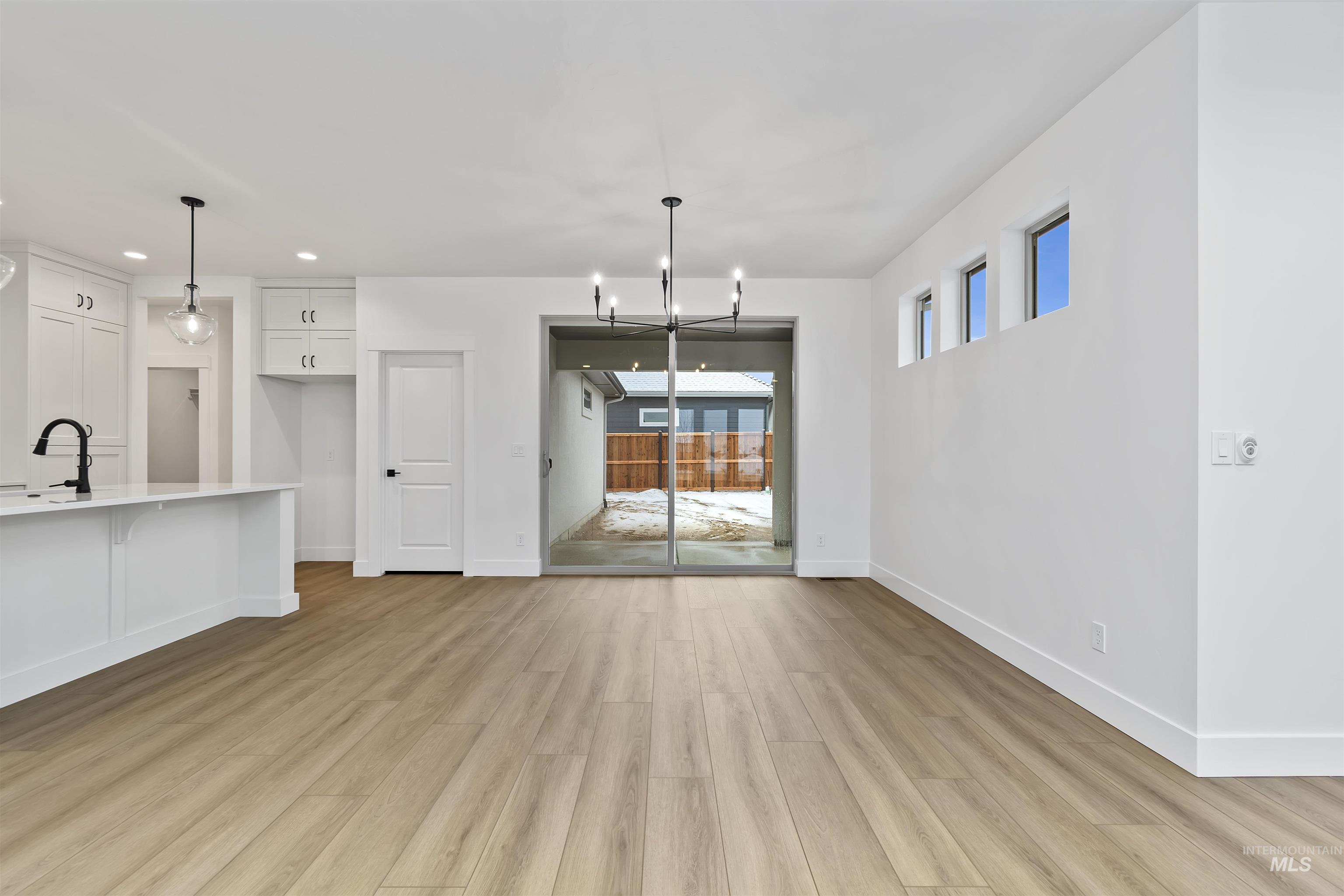 11186 S Corballis Ln., Kuna, Idaho 83634, 3 Bedrooms, 2 Bathrooms, Residential For Sale, Price $484,880,MLS 98974433