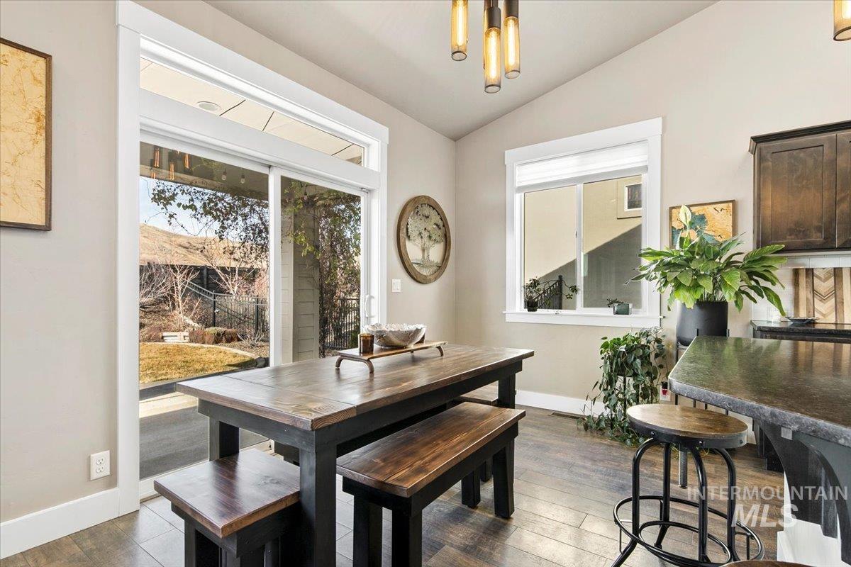 20557 N Glenisla Avenue, Boise, Idaho 83714, 3 Bedrooms, 2 Bathrooms, Residential For Sale, Price $625,000,MLS 98974436