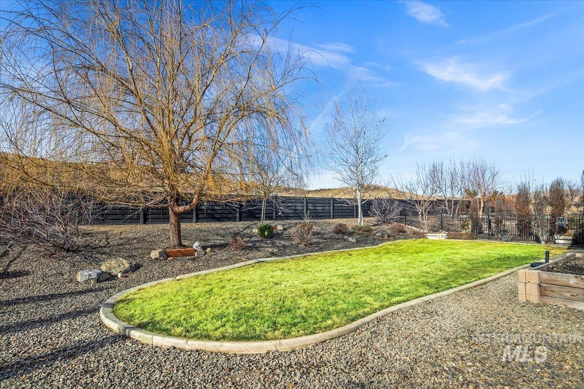 20557 N Glenisla Avenue, Boise, Idaho 83714, 3 Bedrooms, 2 Bathrooms, Residential For Sale, Price $579,999, 98974436