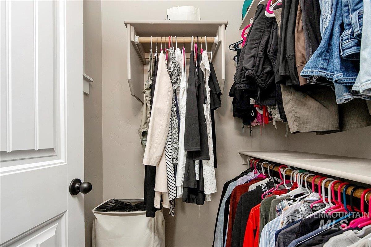 20557 N Glenisla Avenue, Boise, Idaho 83714, 3 Bedrooms, 2 Bathrooms, Residential For Sale, Price $625,000,MLS 98974436