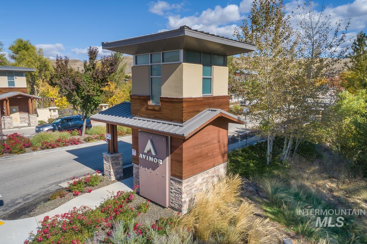 20557 N Glenisla Avenue, Boise, Idaho 83714, 3 Bedrooms, 2 Bathrooms, Residential For Sale, Price $579,999, 98974436