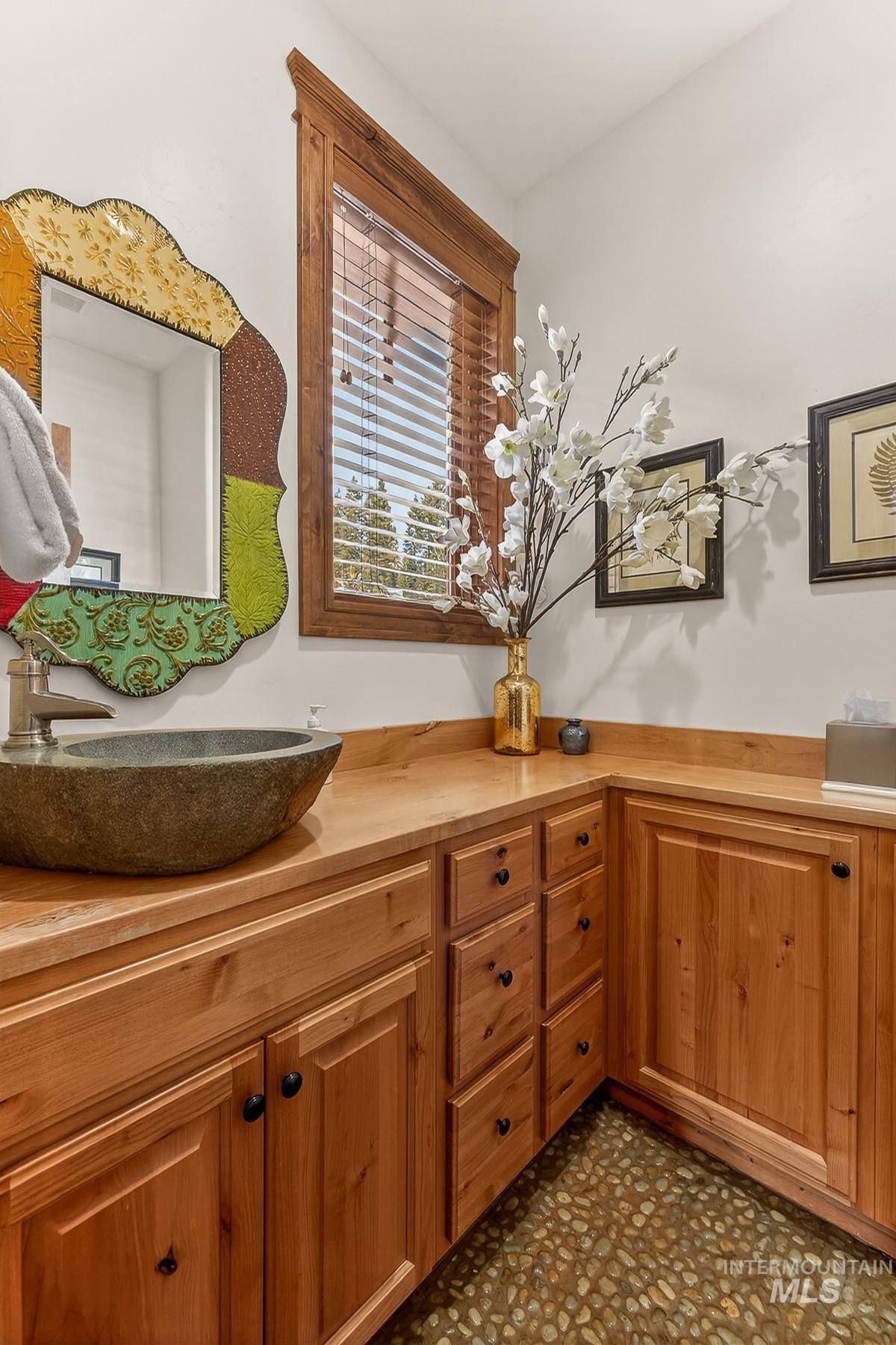 24 Steelhead Court, Donnelly, Idaho 83615, 4 Bedrooms, 4.5 Bathrooms, Residential For Sale, Price $2,388,000,MLS 98974438