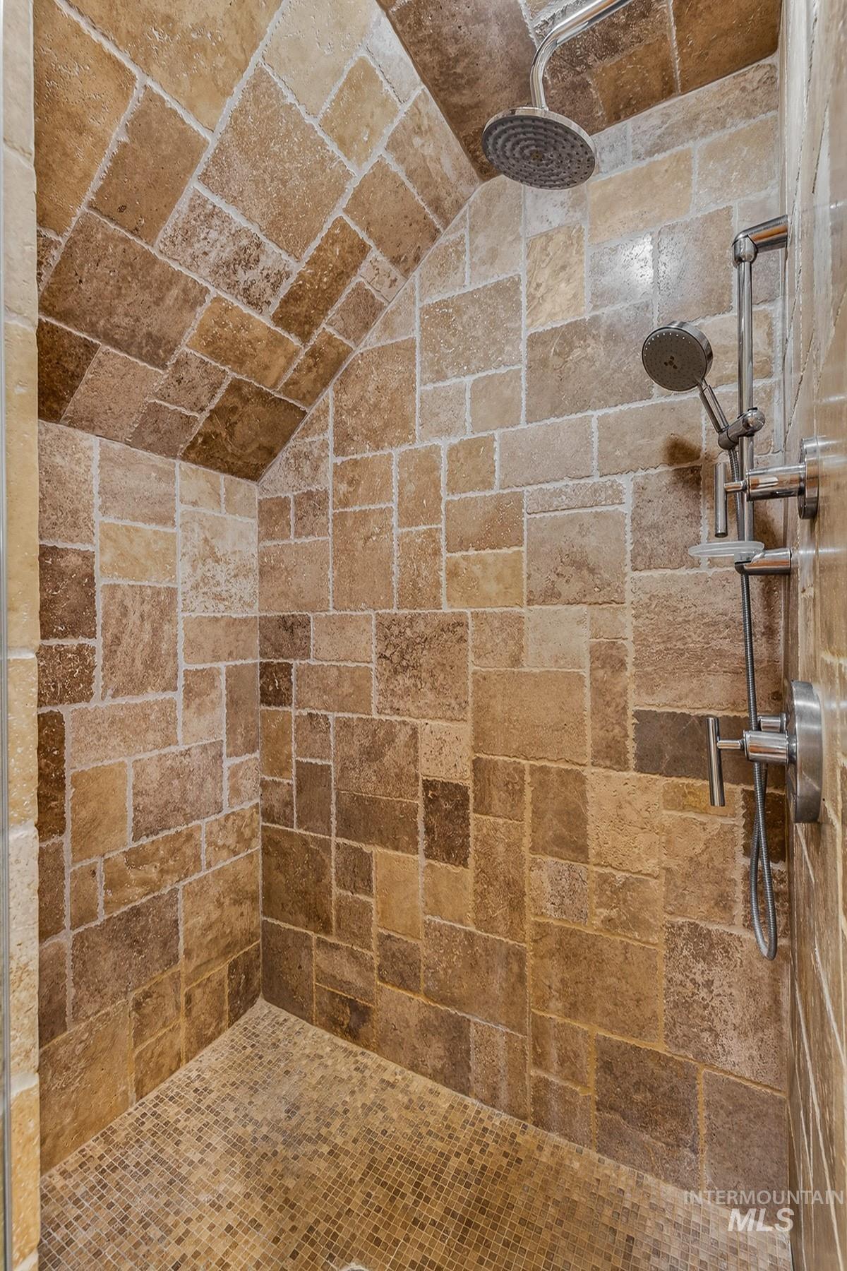 24 Steelhead Court, Donnelly, Idaho 83615, 4 Bedrooms, 4.5 Bathrooms, Residential For Sale, Price $2,388,000,MLS 98974438