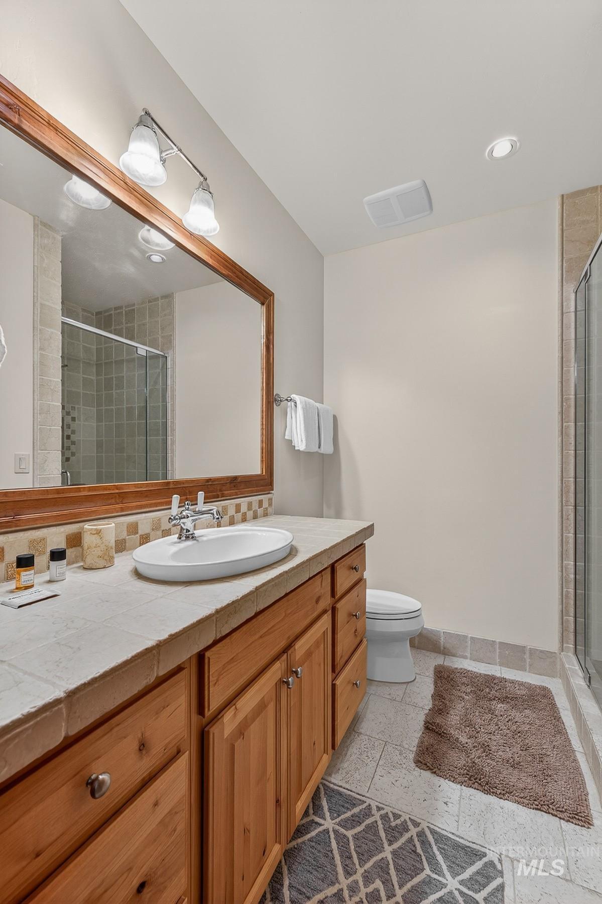 24 Steelhead Court, Donnelly, Idaho 83615, 4 Bedrooms, 4.5 Bathrooms, Residential For Sale, Price $2,388,000,MLS 98974438