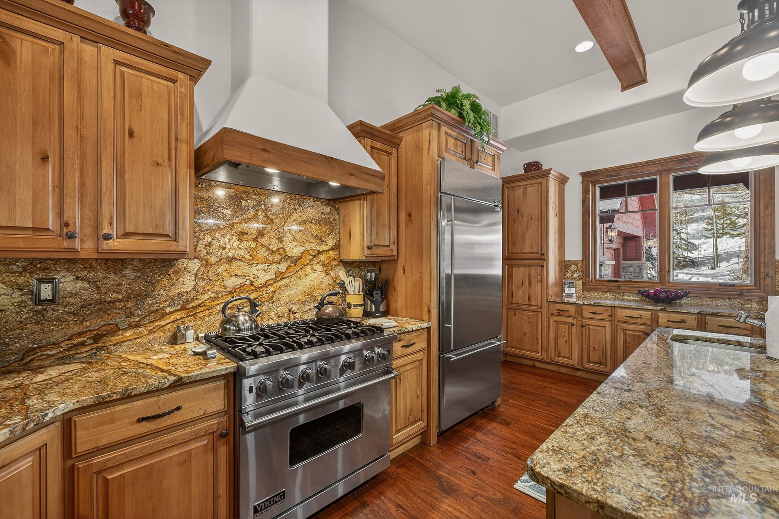 24 Steelhead Court, Donnelly, Idaho 83615, 4 Bedrooms, 4.5 Bathrooms, Residential For Sale, Price $2,388,000,MLS 98974438