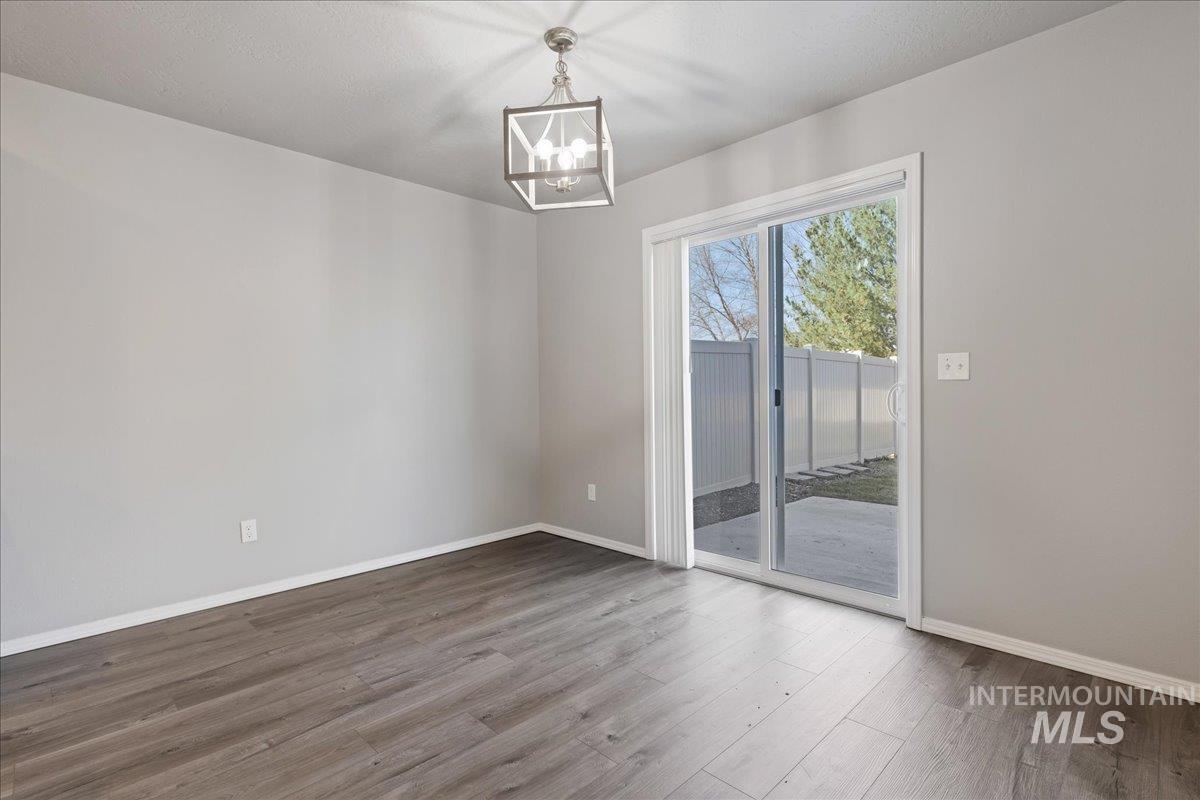 850 W Woodpine St, Meridian, Idaho 83646-6060, 3 Bedrooms, 2.5 Bathrooms, Residential For Sale, Price $384,990,MLS 98974440