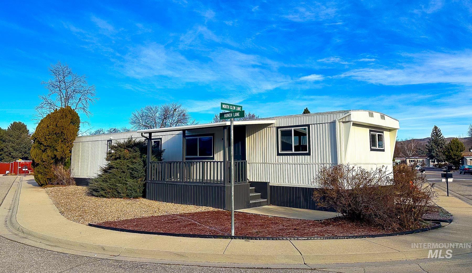 5285 N Glen, Boise, Idaho 83714, 2 Bedrooms, 1 Bathroom, Residential For Sale, Price $69,900,MLS 98974443