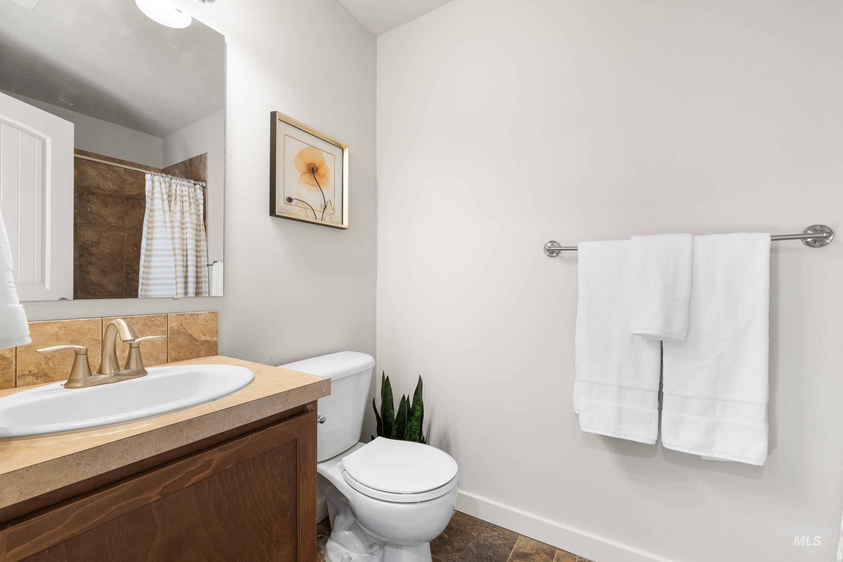 9173 W Brogan, Boise, Idaho 83709, 2 Bedrooms, 2 Bathrooms, Residential For Sale, Price $300,000,MLS 98974448