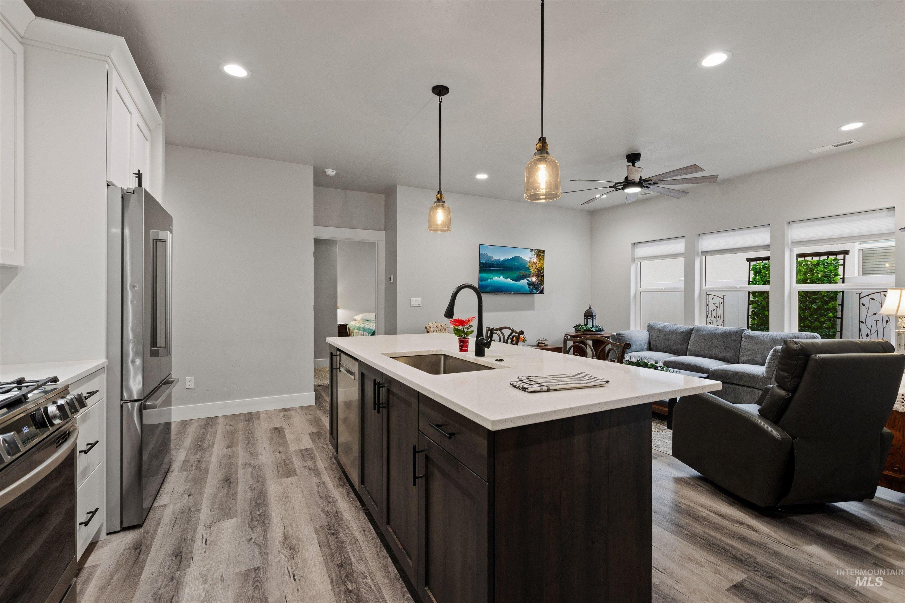 34 N Sagehen Lane, Nampa, Idaho 83651, 2 Bedrooms, 2 Bathrooms, Residential For Sale, Price $330,000,MLS 98974449