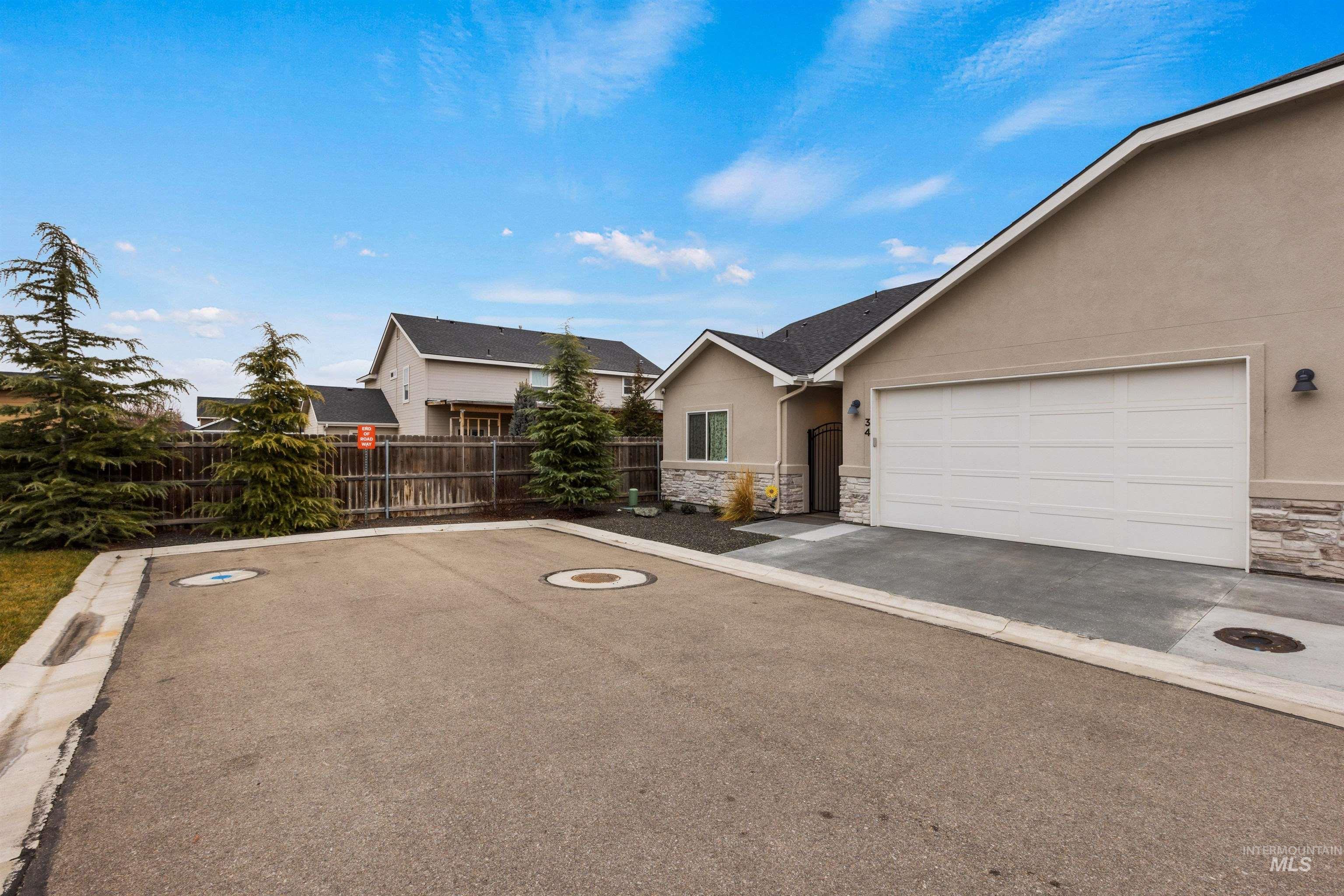 34 N Sagehen Lane, Nampa, Idaho 83651, 2 Bedrooms, 2 Bathrooms, Residential For Sale, Price $330,000,MLS 98974449