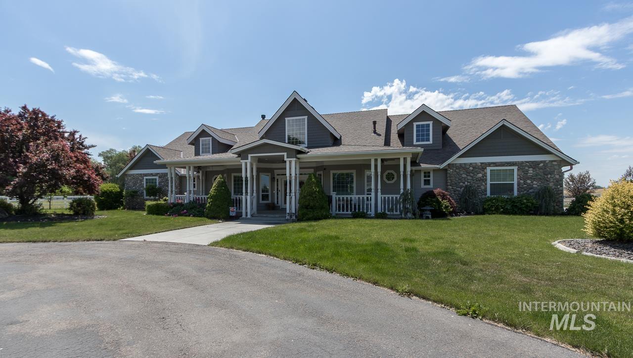 4047 Saint James Loop, Nampa, Idaho 83687, 3 Bedrooms, 3.5 Bathrooms, Residential For Sale, Price $1,514,000,MLS 98974454