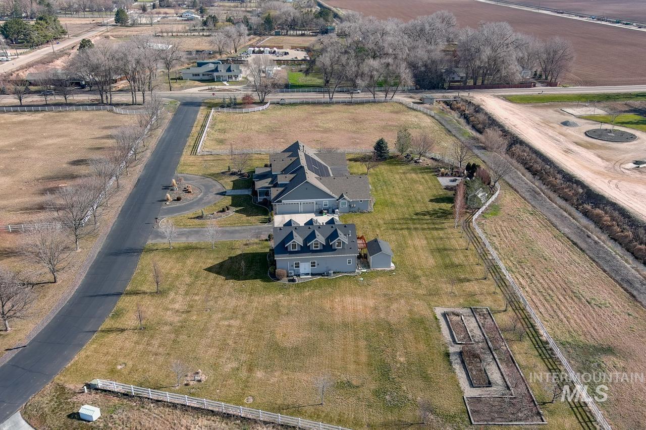 4047 Saint James Loop, Nampa, Idaho 83687, 3 Bedrooms, 3.5 Bathrooms, Residential For Sale, Price $1,999,900,MLS 98974454