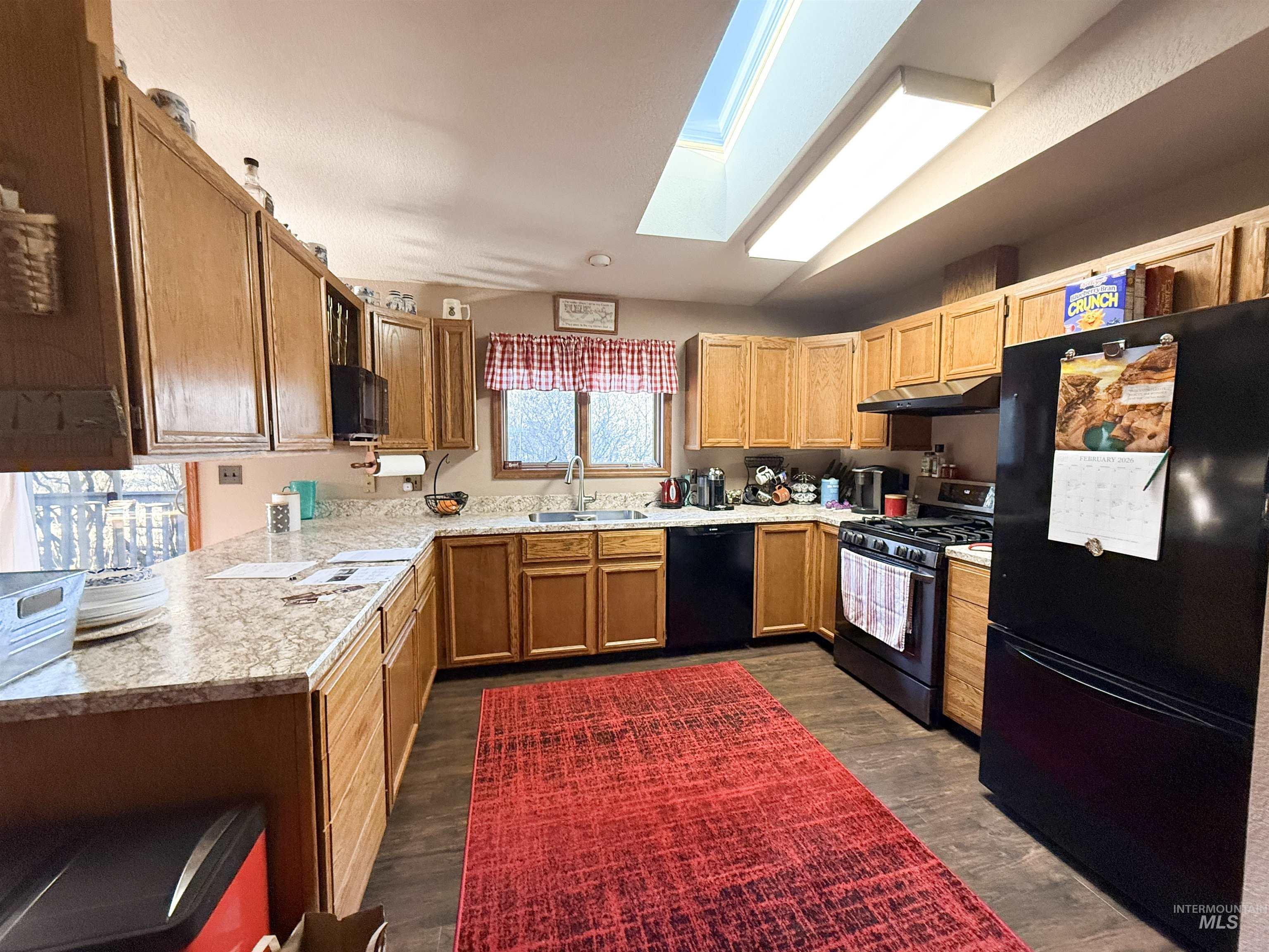 2256 W A Street, Moscow, Idaho 83843, 5 Bedrooms, 3 Bathrooms, Residential For Sale, Price $649,000,MLS 98974455