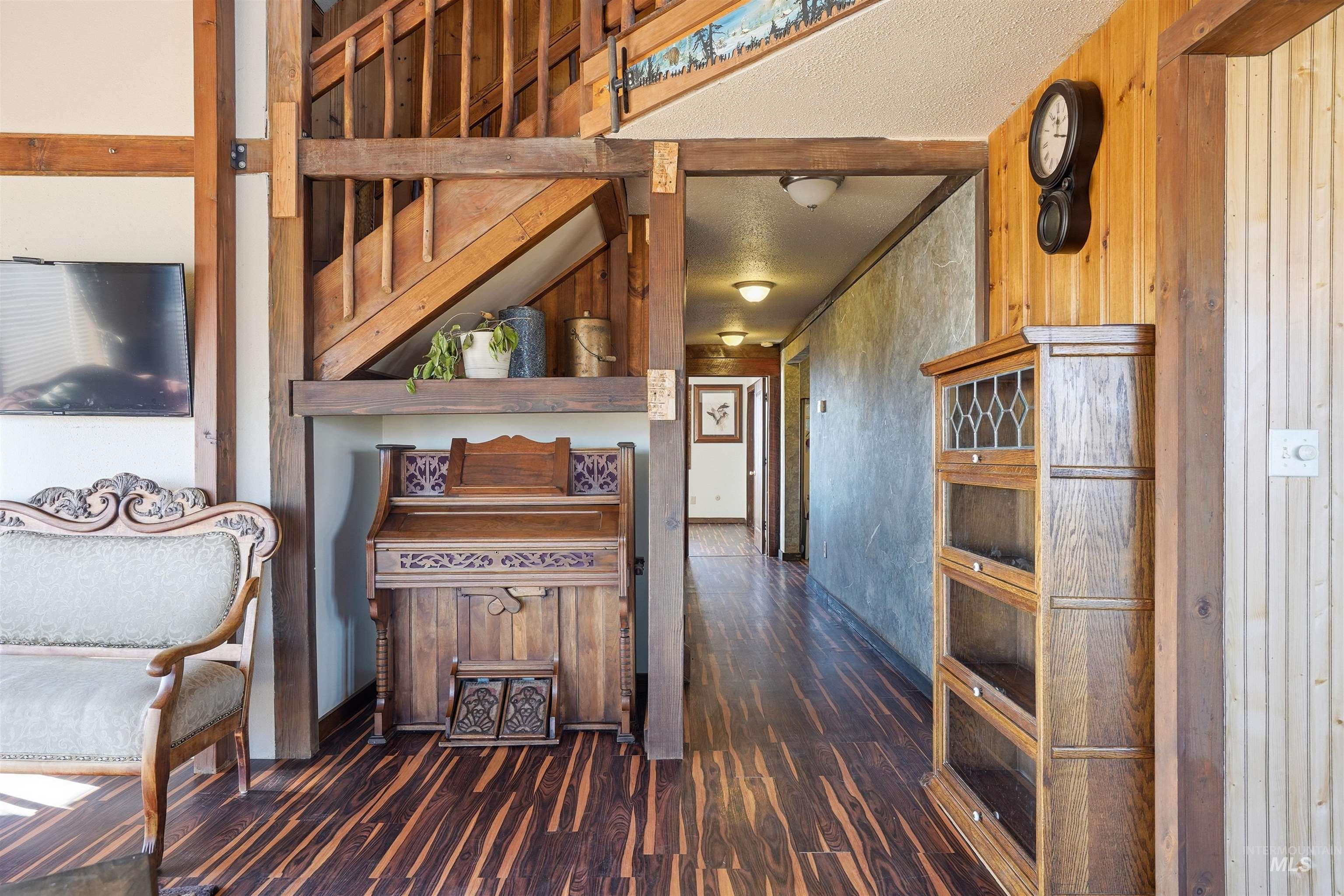 1252 Mesa, Mesa, Idaho 83643, 2 Bedrooms, 2 Bathrooms, Residential For Sale, Price $459,000,MLS 98974456