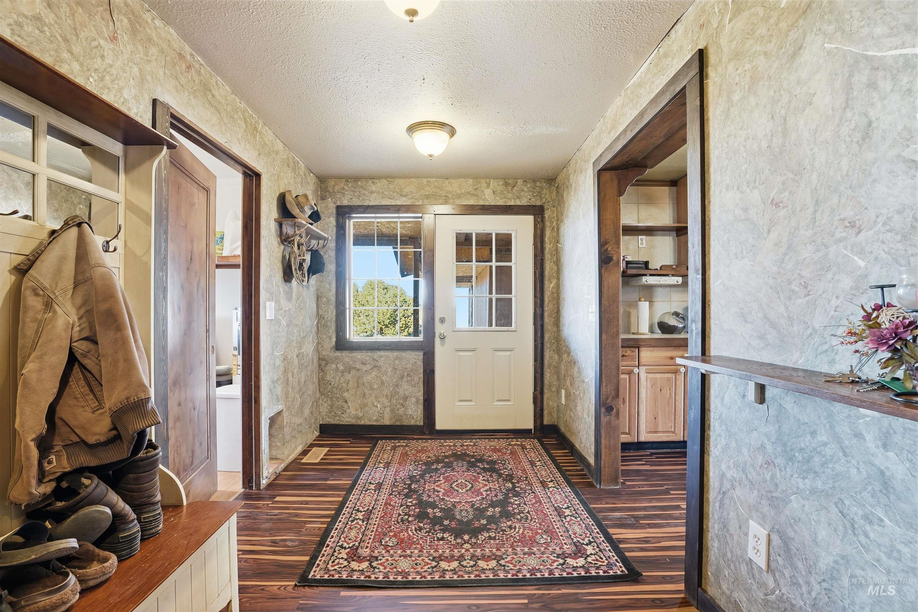 1252 Mesa, Mesa, Idaho 83643, 2 Bedrooms, 2 Bathrooms, Residential For Sale, Price $459,000,MLS 98974456