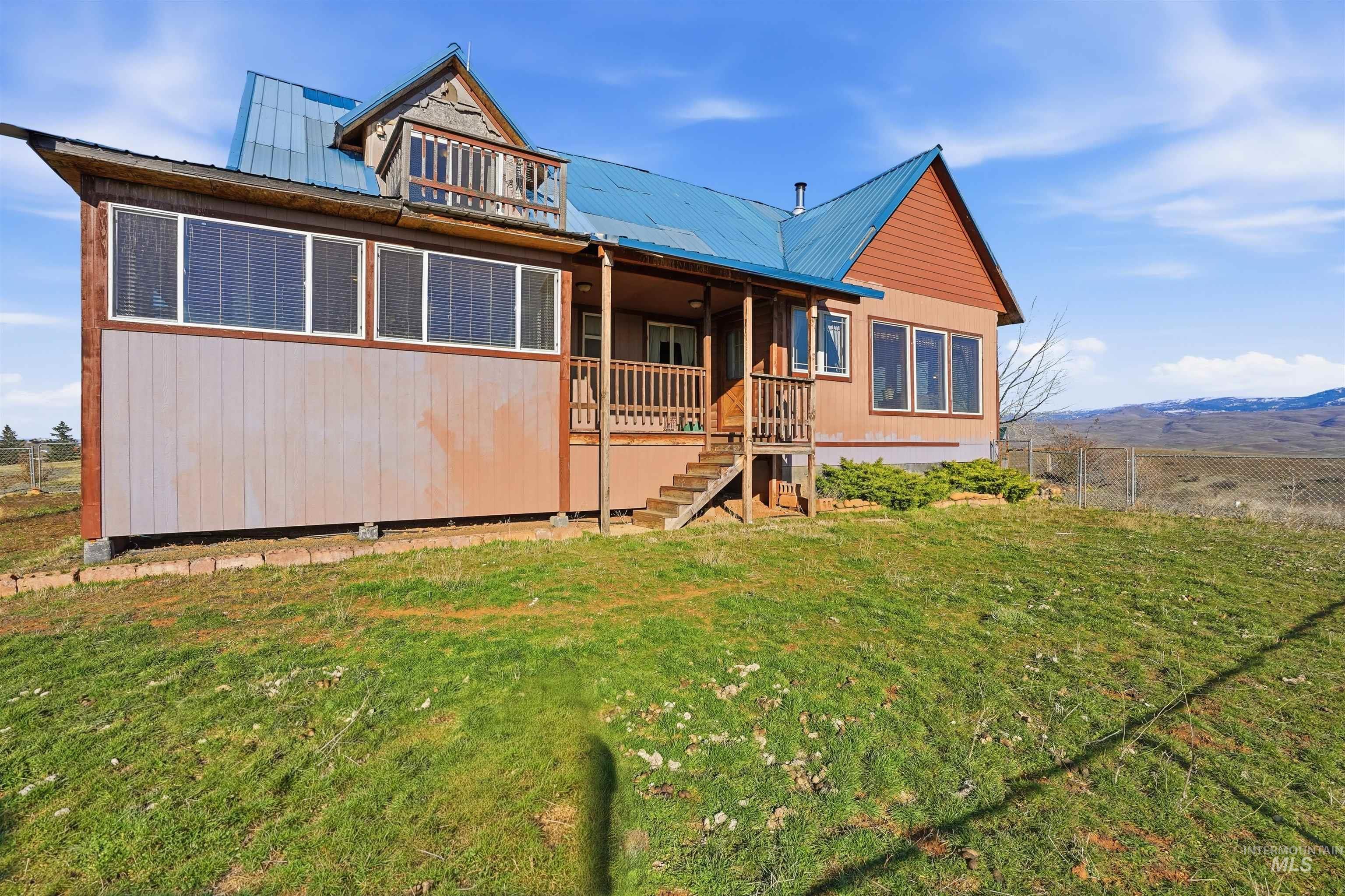 1252 Mesa, Mesa, Idaho 83643, 2 Bedrooms, 2 Bathrooms, Residential For Sale, Price $459,000,MLS 98974456