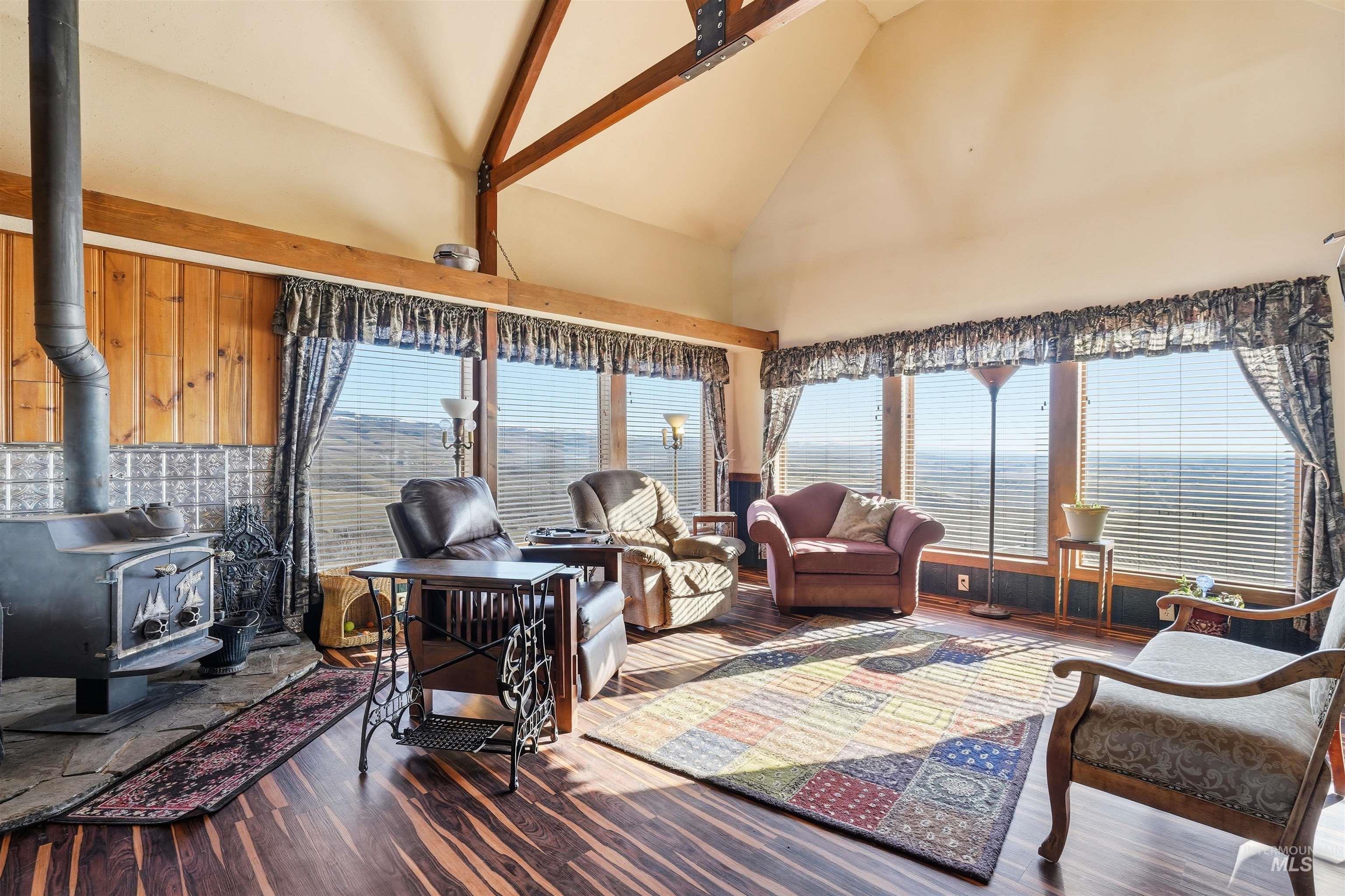 1252 Mesa, Mesa, Idaho 83643, 2 Bedrooms, 2 Bathrooms, Residential For Sale, Price $459,000,MLS 98974456