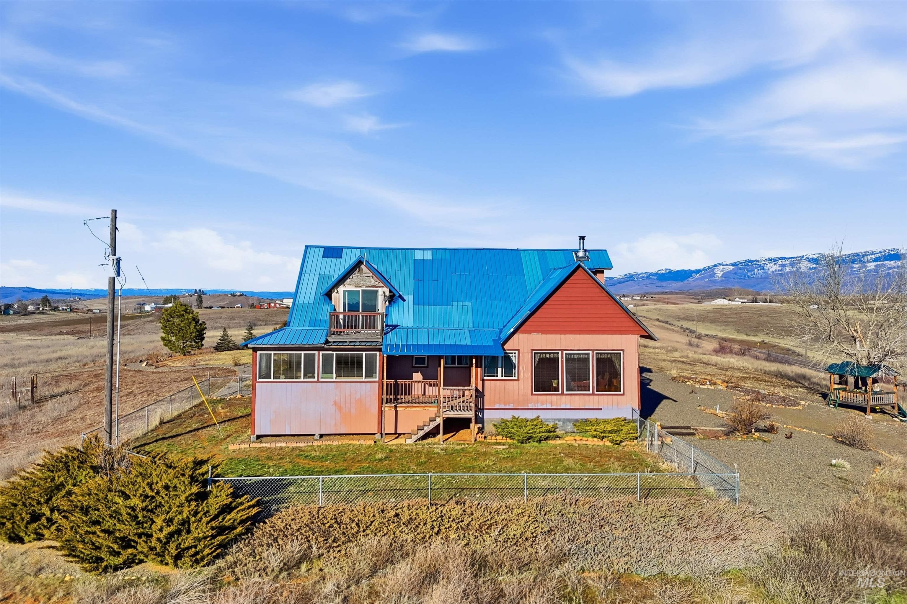 1252 Mesa, Mesa, Idaho 83643, 2 Bedrooms, 2 Bathrooms, Residential For Sale, Price $459,000,MLS 98974456