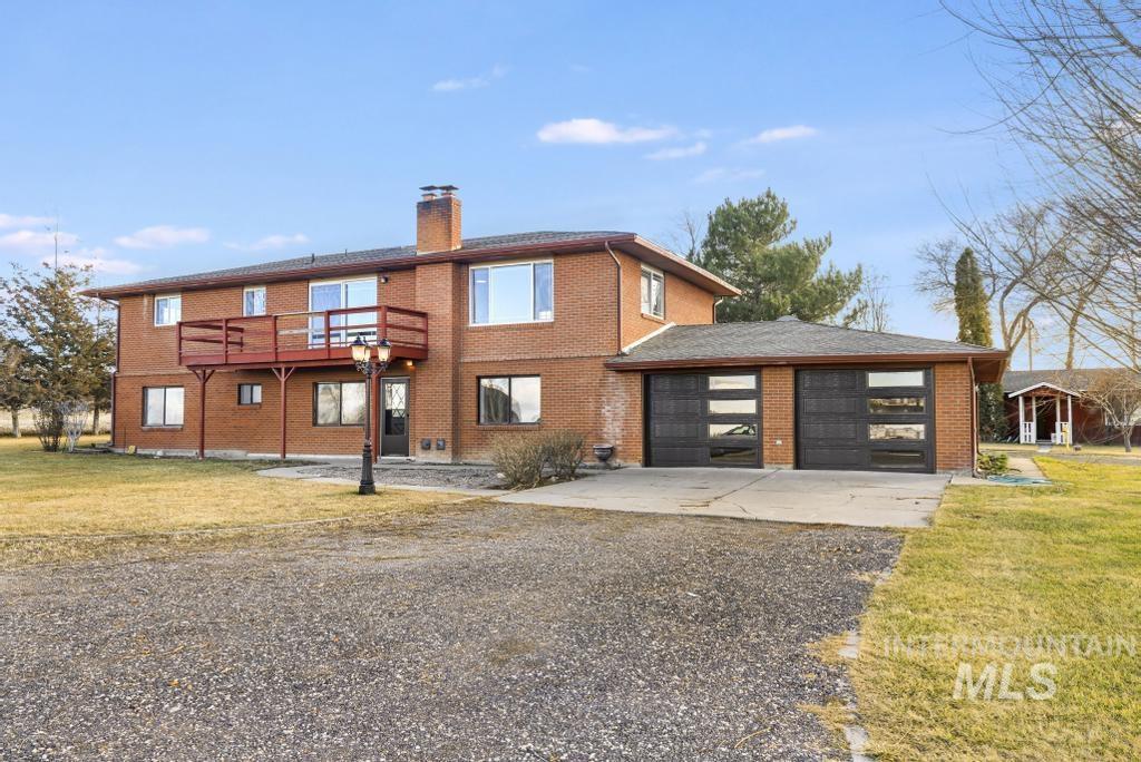 1443 E 4300 N, Buhl, Idaho 83316, 5 Bedrooms, 2 Bathrooms, Residential For Sale, Price $699,000, 98974460
