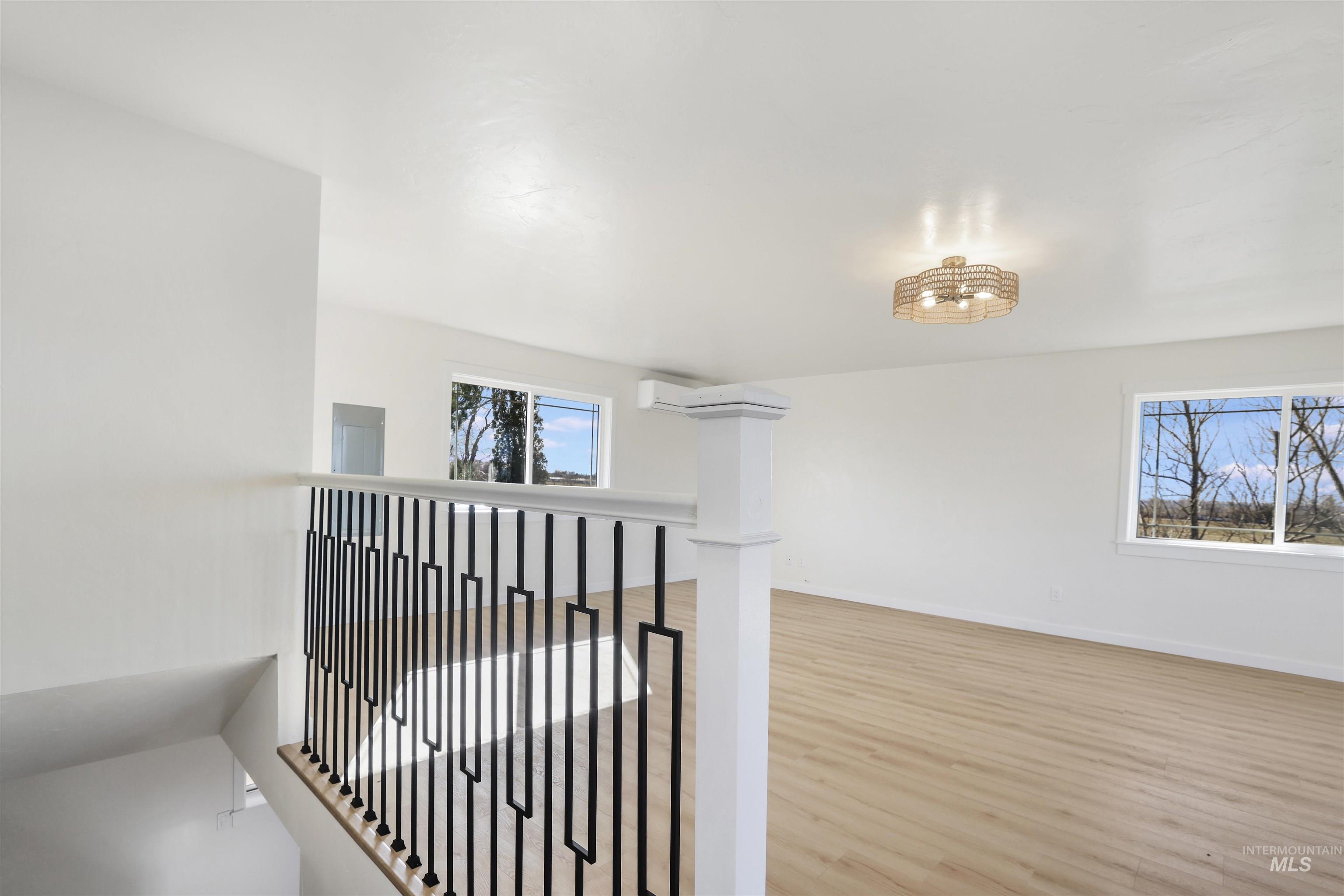 1443 E 4300 N, Buhl, Idaho 83316, 5 Bedrooms, 2 Bathrooms, Residential For Sale, Price $765,000,MLS 98974460