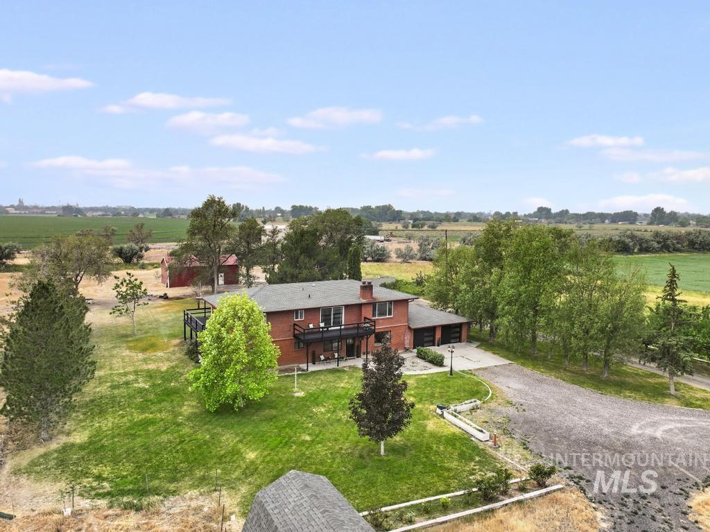 1443 E 4300 N, Buhl, Idaho 83316, 5 Bedrooms, 2 Bathrooms, Residential For Sale, Price $698,000, 98974460