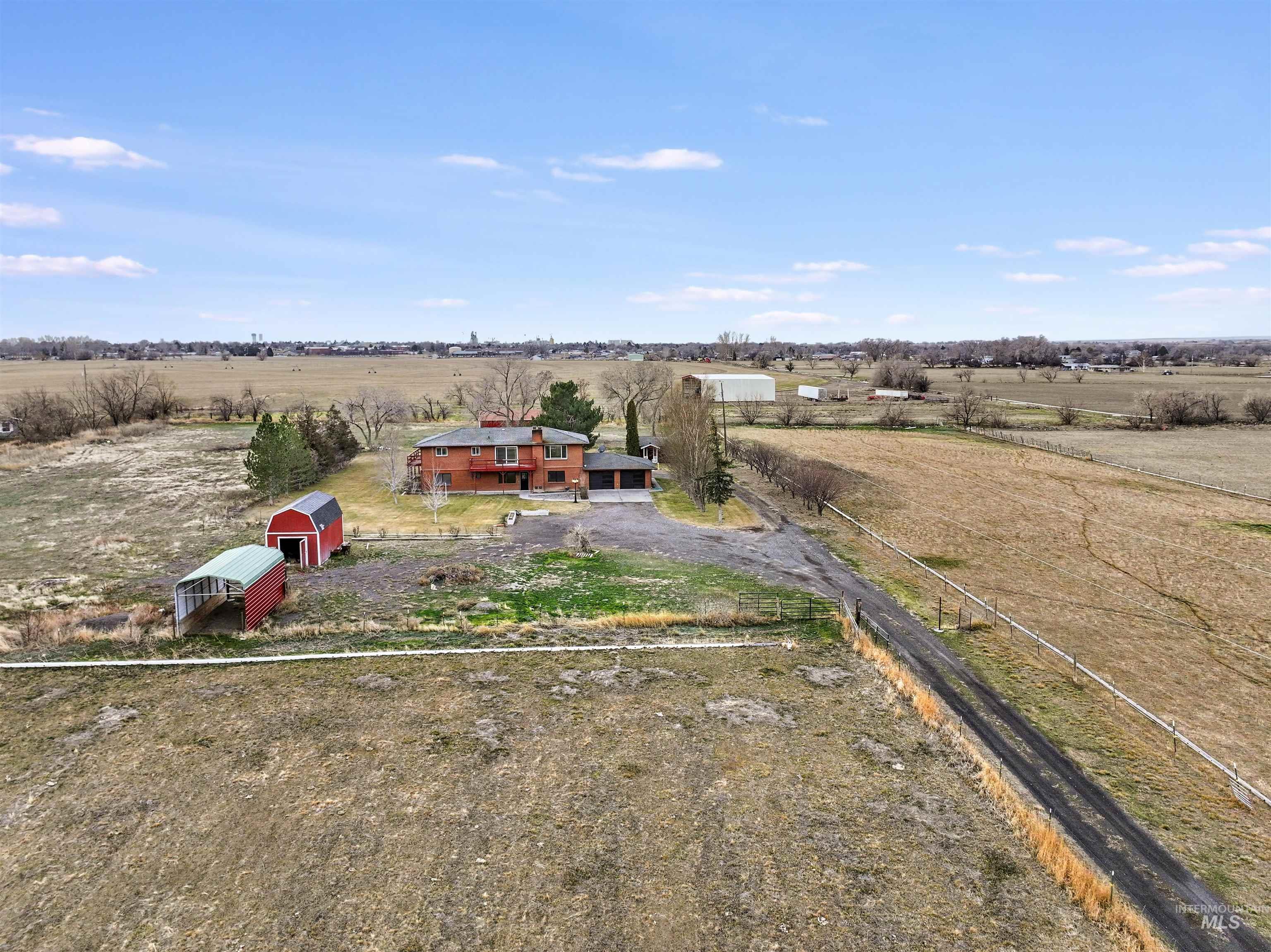 1443 E 4300 N, Buhl, Idaho 83316, 5 Bedrooms, 2 Bathrooms, Residential For Sale, Price $765,000,MLS 98974460