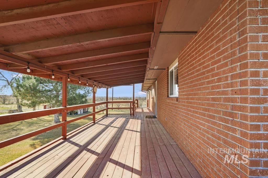 1443 E 4300 N, Buhl, Idaho 83316, 5 Bedrooms, 2 Bathrooms, Residential For Sale, Price $699,000, 98974460