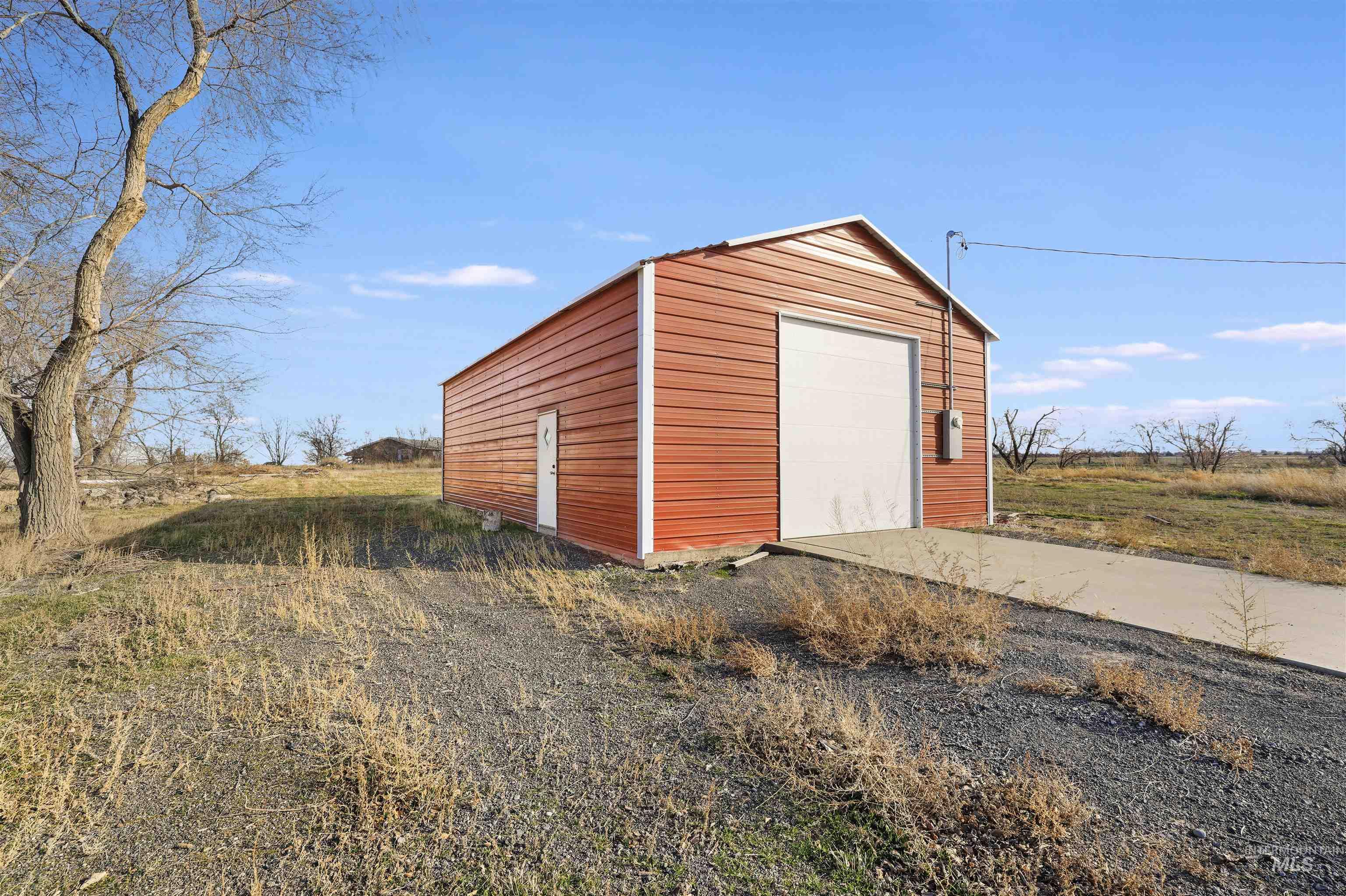 1443 E 4300 N, Buhl, Idaho 83316, 5 Bedrooms, 2 Bathrooms, Residential For Sale, Price $698,000, 98974460