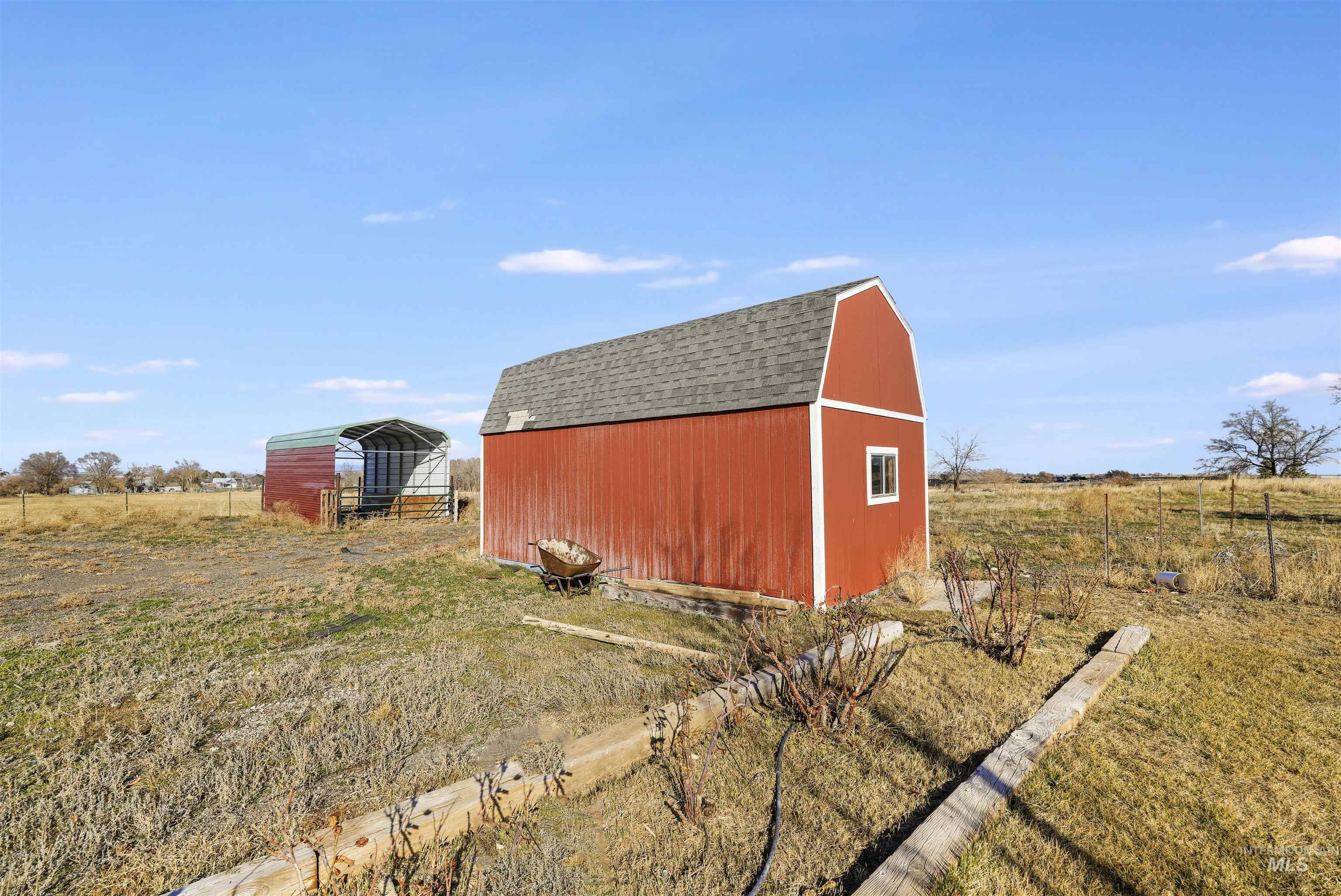 1443 E 4300 N, Buhl, Idaho 83316, 5 Bedrooms, 2 Bathrooms, Residential For Sale, Price $698,000, 98974460