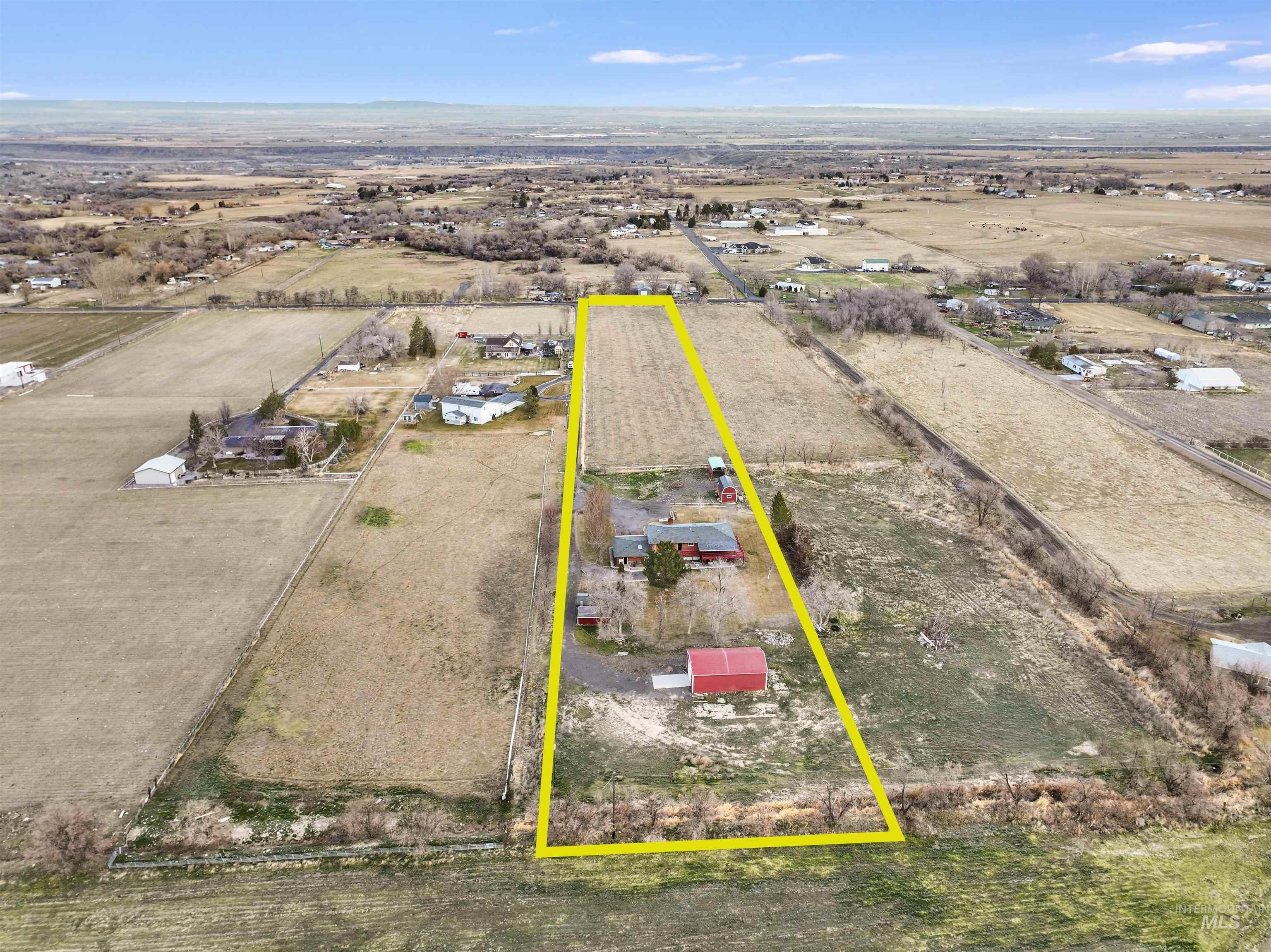 1443 E 4300 N, Buhl, Idaho 83316, 5 Bedrooms, 2 Bathrooms, Residential For Sale, Price $698,000, 98974460