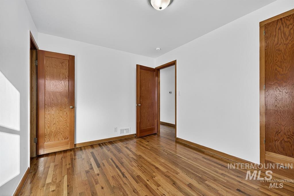 1207 E Sheridan Ave, Nampa, Idaho 83686, 4 Bedrooms, 2 Bathrooms, Rental For Rent, Price $2,800,MLS 98974461