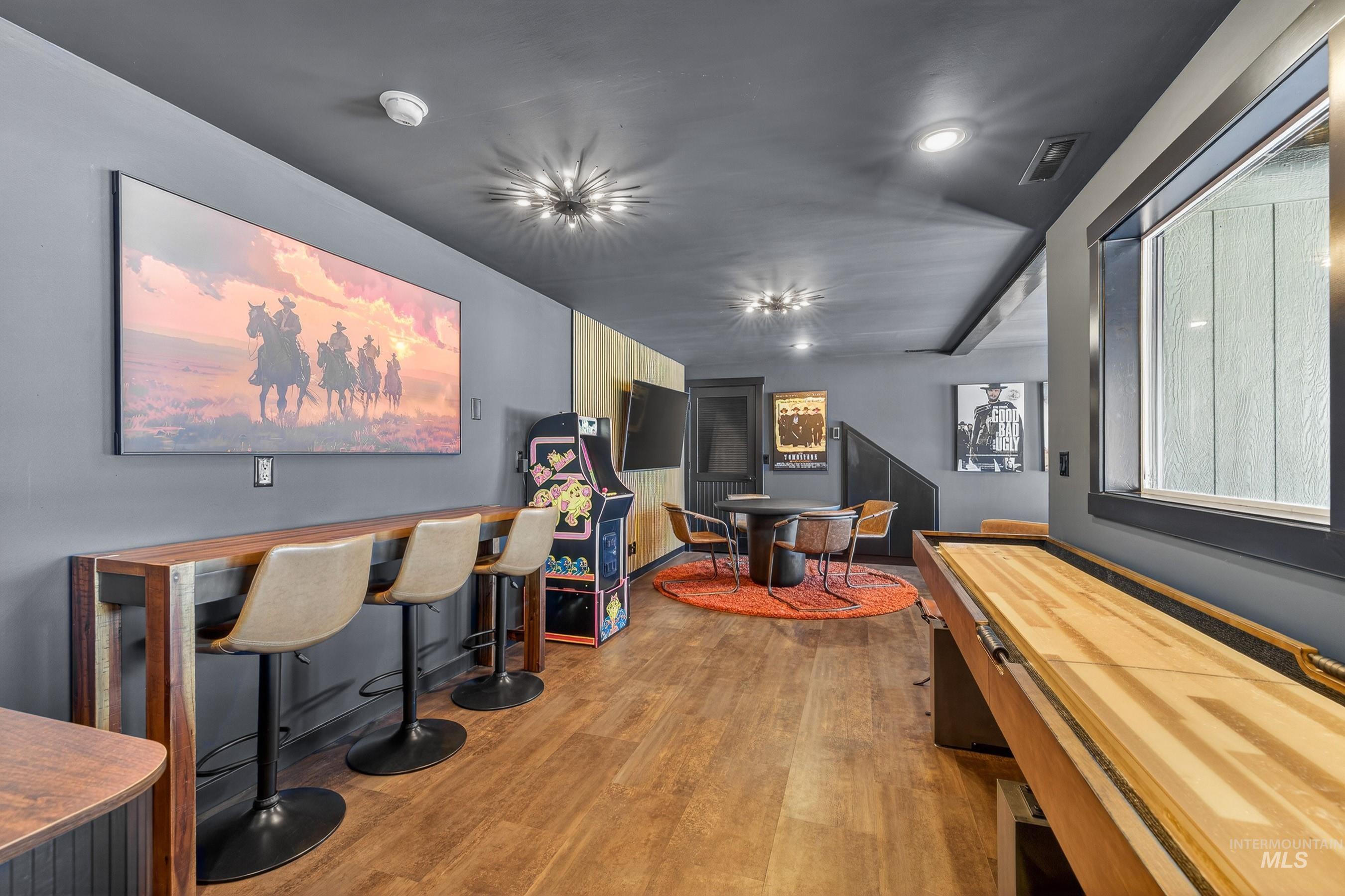 14199 Pioneer Road, McCall, Idaho 83638, 3 Bedrooms, 3 Bathrooms, Residential For Sale, Price $2,250,000,MLS 98974466