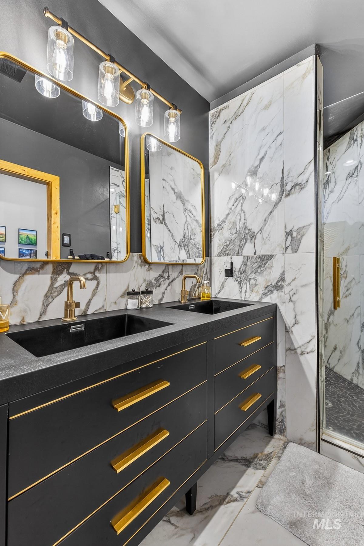 14199 Pioneer Road, McCall, Idaho 83638, 3 Bedrooms, 3 Bathrooms, Residential For Sale, Price $2,250,000,MLS 98974466