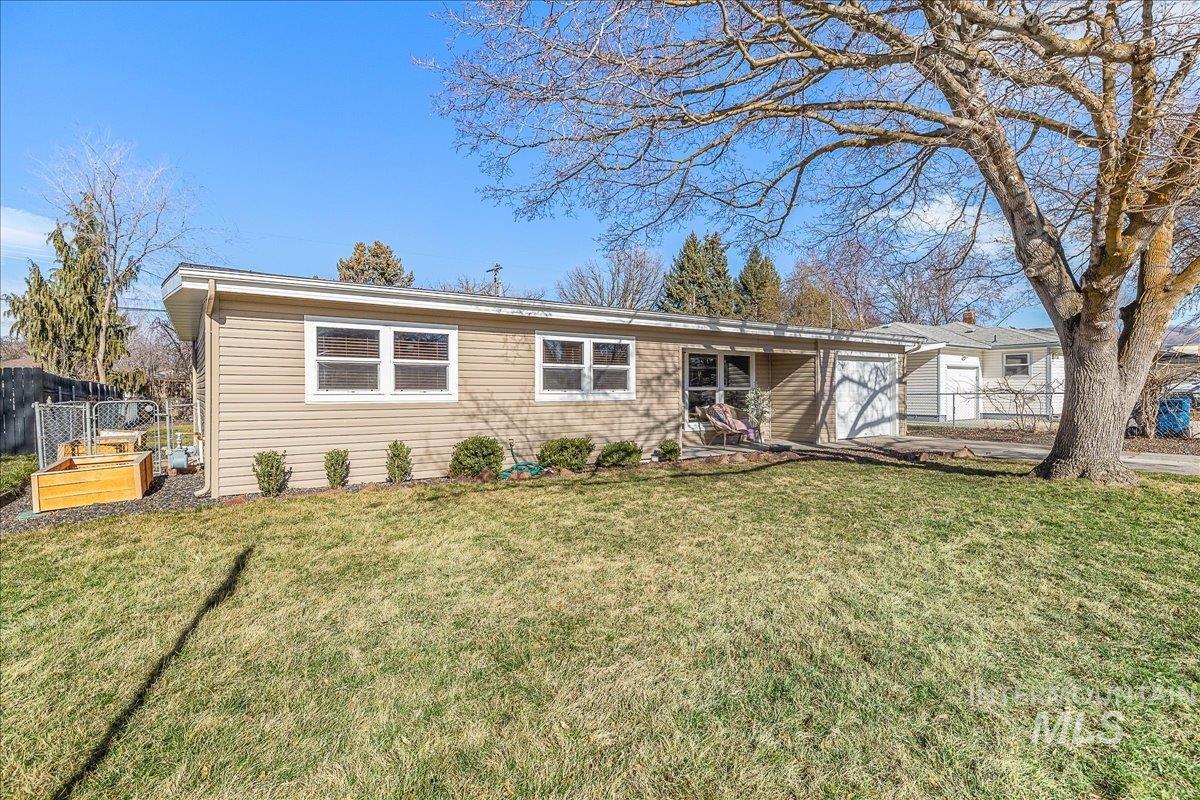 1910 W Lemhi St, Boise, Idaho 83705, 3 Bedrooms, 1 Bathroom, Residential For Sale, Price $389,000,MLS 98974467