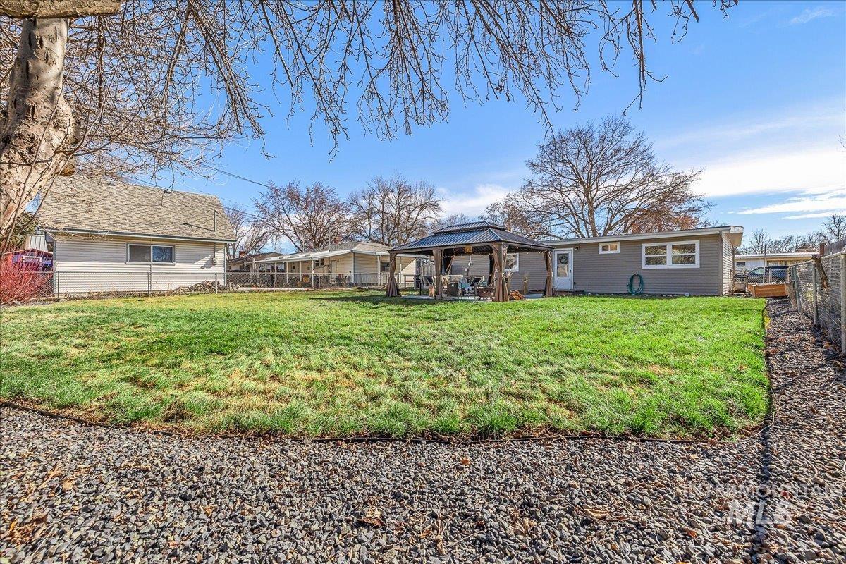 1910 W Lemhi St, Boise, Idaho 83705, 3 Bedrooms, 1 Bathroom, Residential For Sale, Price $389,000,MLS 98974467