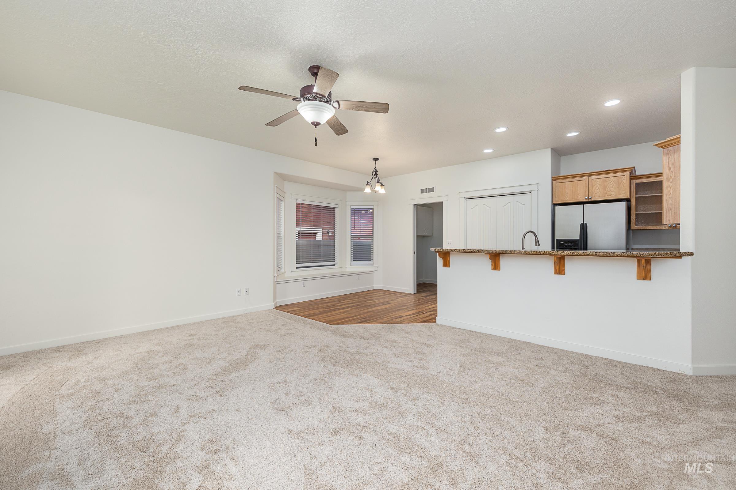 1373 W Loretta, Meridian, Idaho 83646, 3 Bedrooms, 2 Bathrooms, Residential For Sale, Price $409,900,MLS 98974468