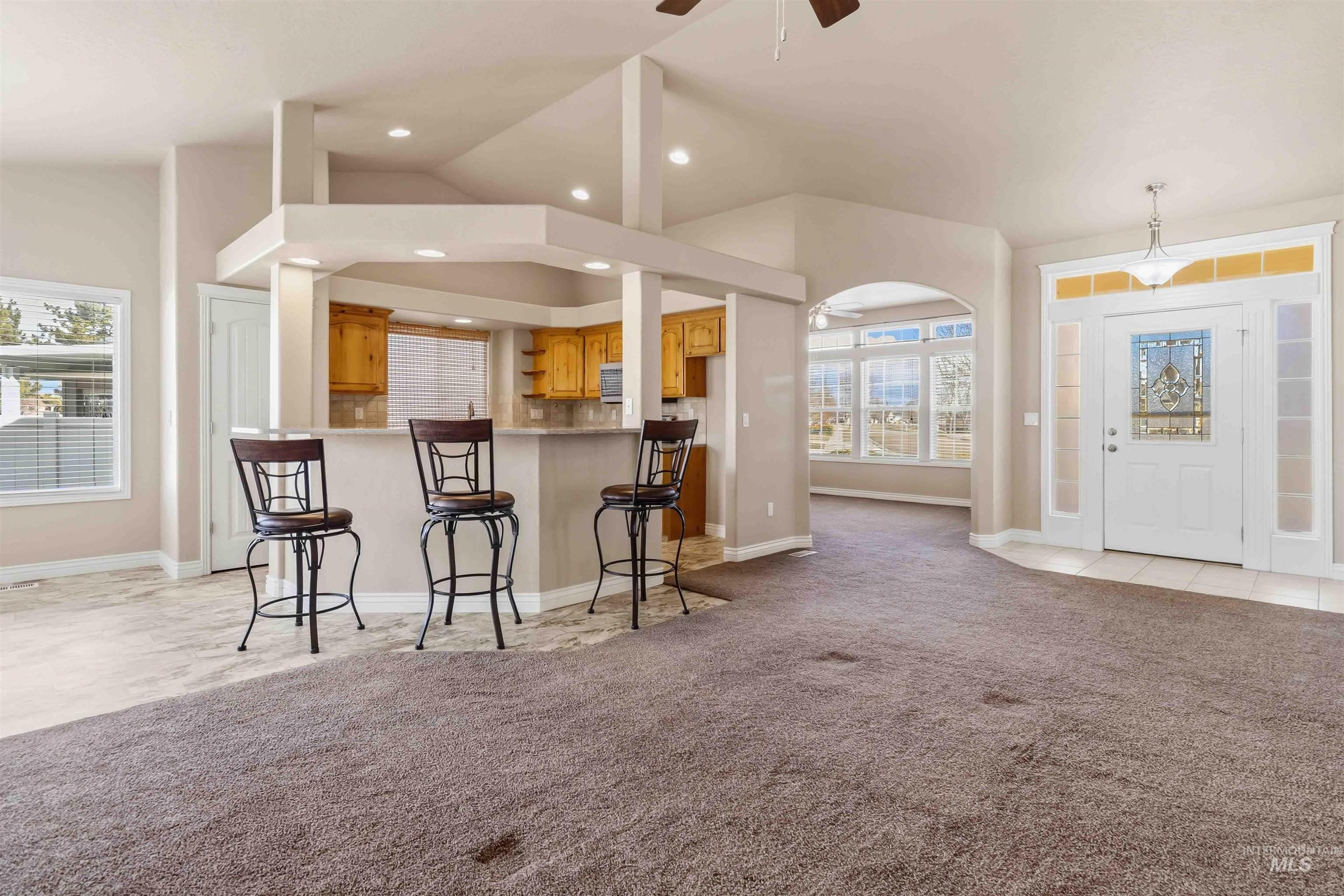 11439 W Mission Pointe Dr, Nampa, Idaho 83651, 3 Bedrooms, 2 Bathrooms, Residential For Sale, Price $415,000,MLS 98974469