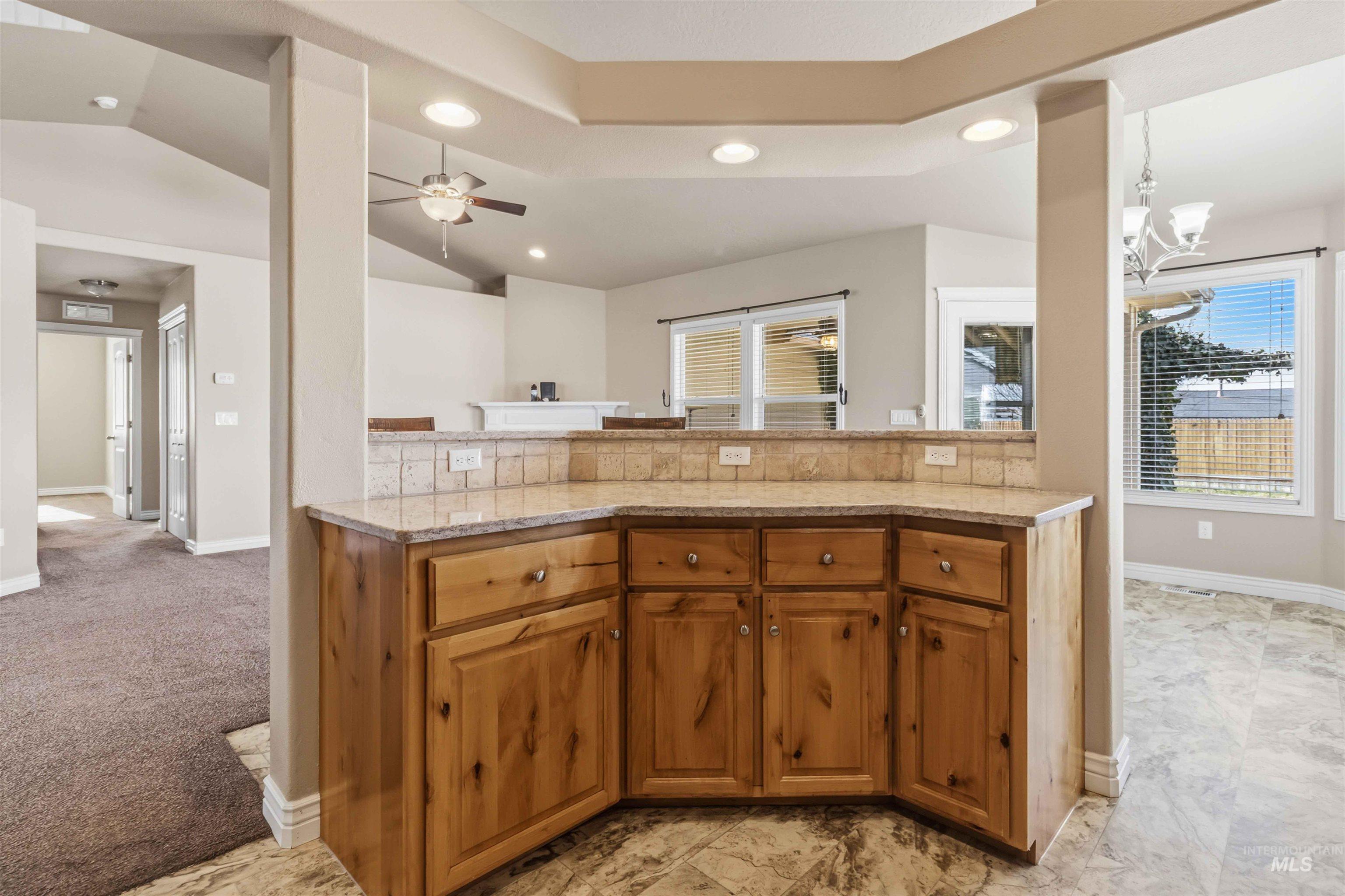 11439 W Mission Pointe Dr, Nampa, Idaho 83651, 3 Bedrooms, 2 Bathrooms, Residential For Sale, Price $415,000,MLS 98974469