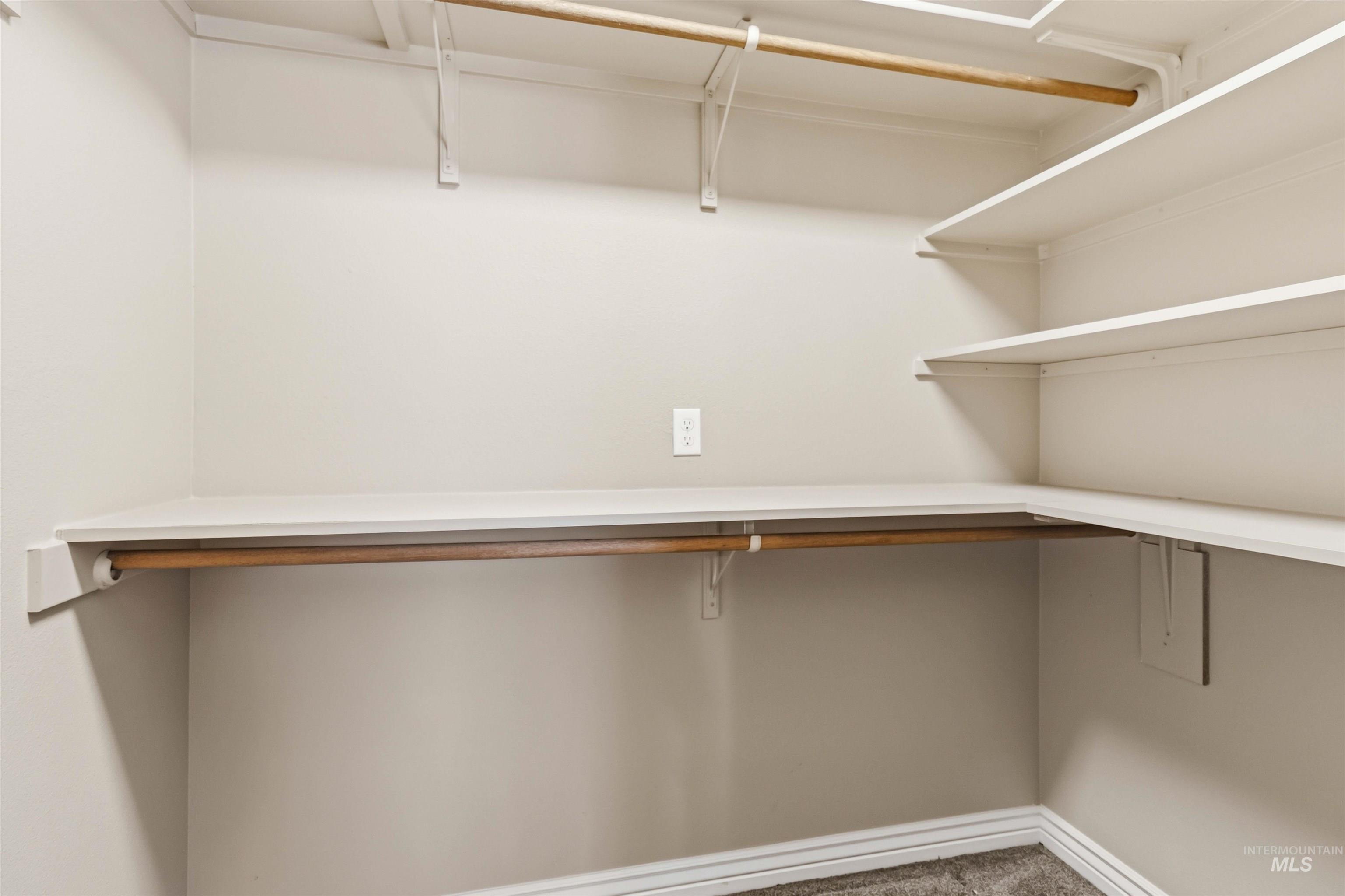 11439 W Mission Pointe Dr, Nampa, Idaho 83651, 3 Bedrooms, 2 Bathrooms, Residential For Sale, Price $415,000,MLS 98974469