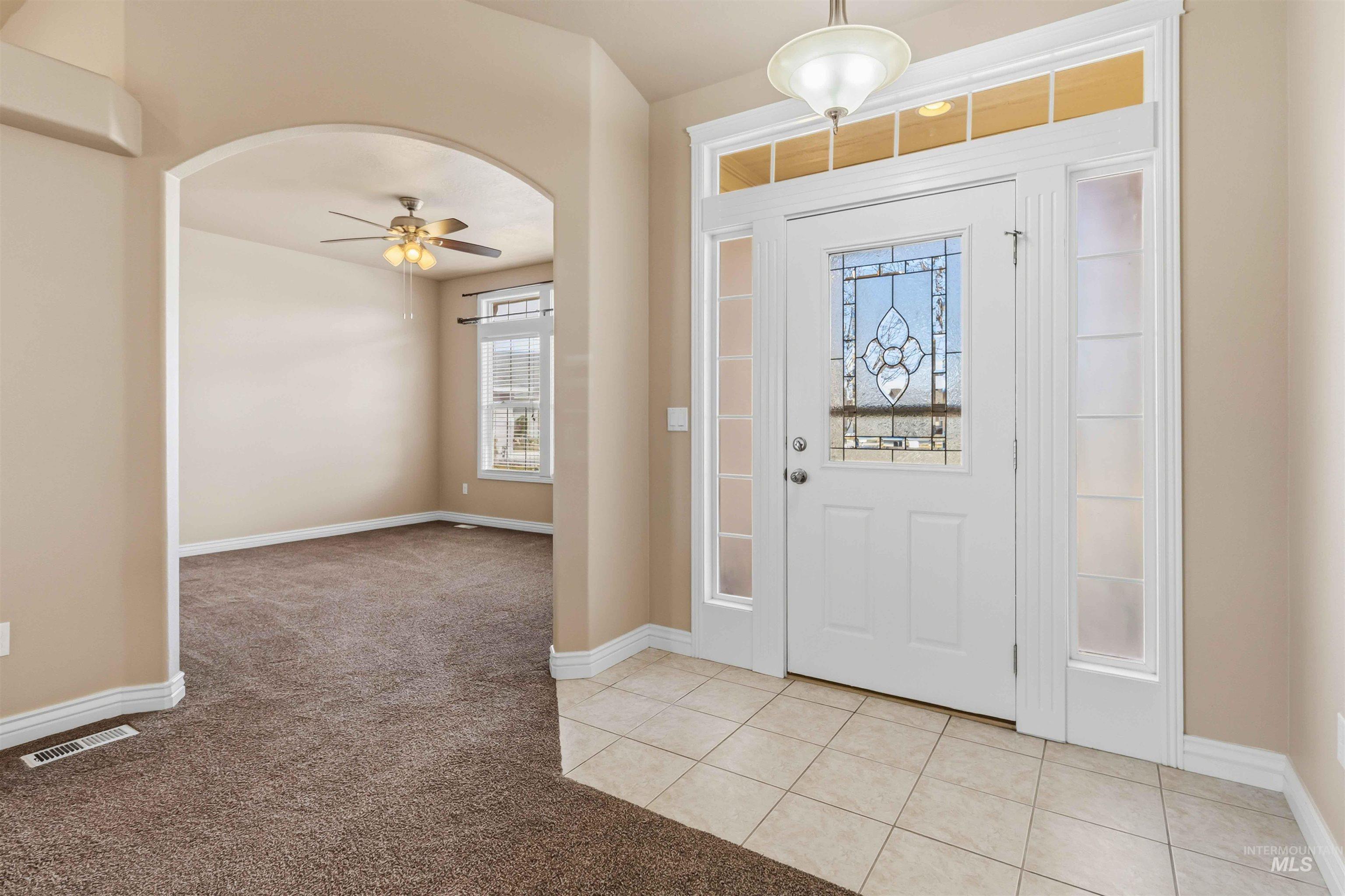 11439 W Mission Pointe Dr, Nampa, Idaho 83651, 3 Bedrooms, 2 Bathrooms, Residential For Sale, Price $415,000,MLS 98974469