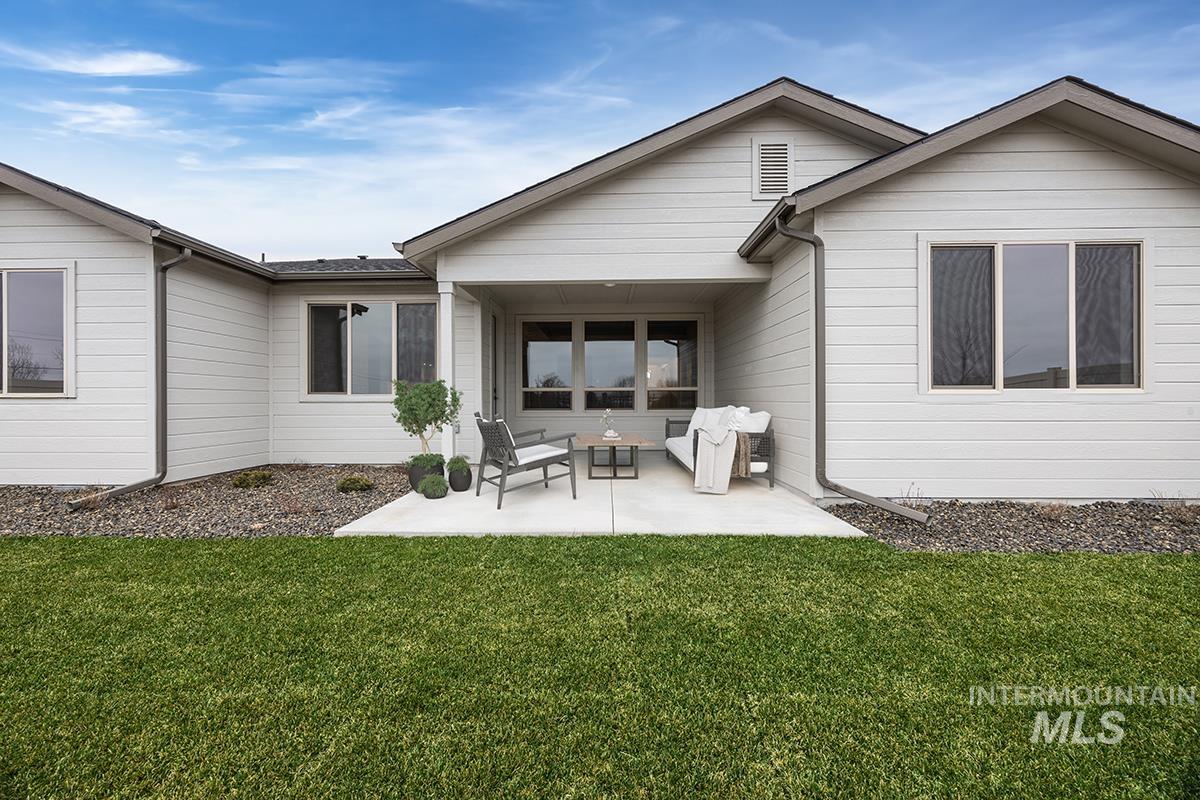 3297 E Englehart Drive, Meridian, Idaho 83642, 4 Bedrooms, 3 Bathrooms, Residential For Sale, Price $749,800,MLS 98974471