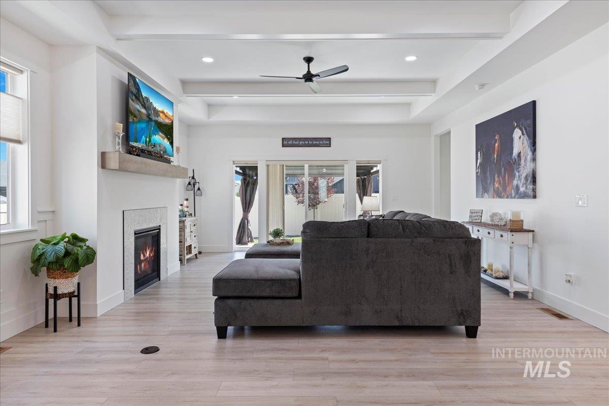 9863 W Aviara St., Star, Idaho 83669, 3 Bedrooms, 2 Bathrooms, Residential For Sale, Price $649,000,MLS 98974472