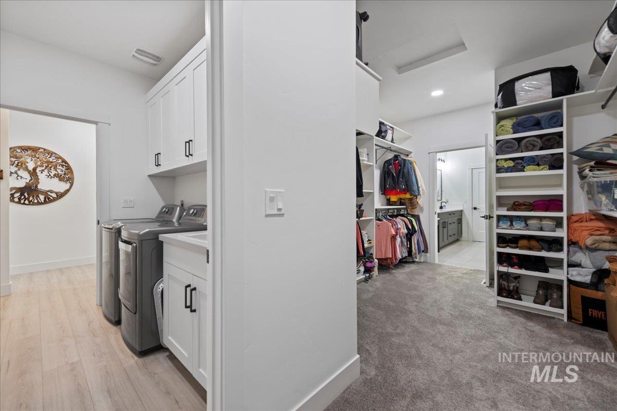 9863 W Aviara St., Star, Idaho 83669, 3 Bedrooms, 2 Bathrooms, Residential For Sale, Price $649,000,MLS 98974472