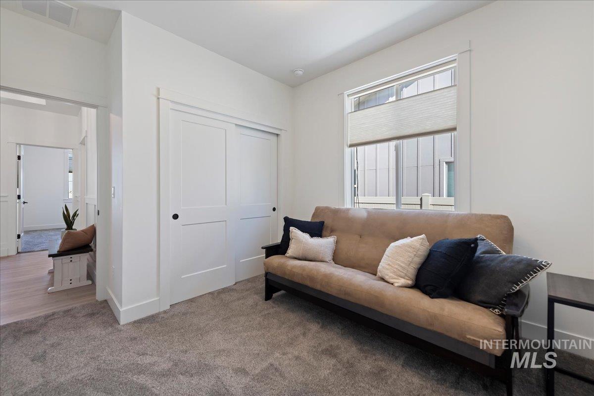 9863 W Aviara St., Star, Idaho 83669, 3 Bedrooms, 2 Bathrooms, Residential For Sale, Price $649,000,MLS 98974472