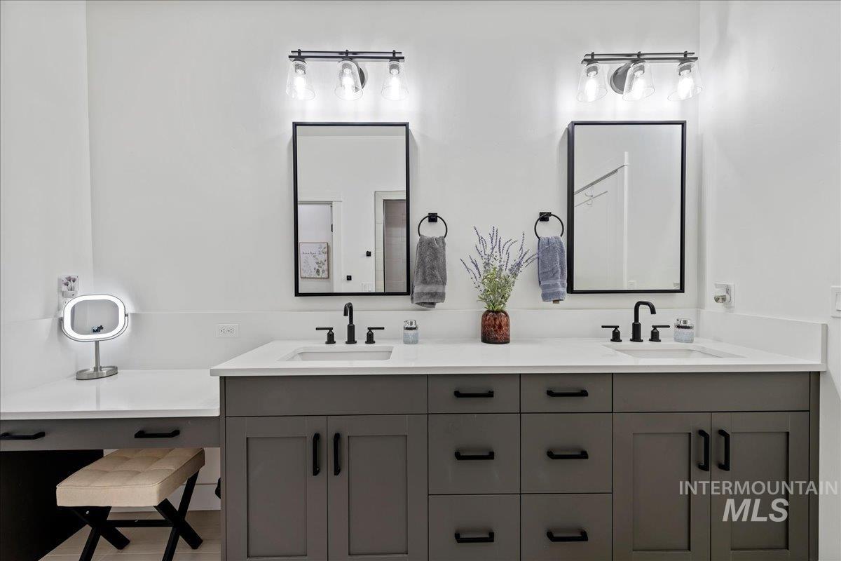 9863 W Aviara St., Star, Idaho 83669, 3 Bedrooms, 2 Bathrooms, Residential For Sale, Price $649,000,MLS 98974472