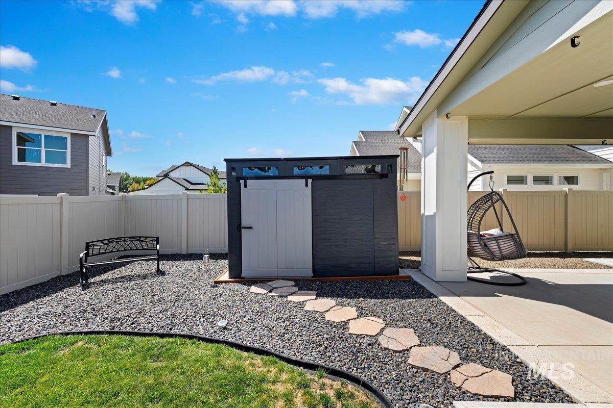 9863 W Aviara St., Star, Idaho 83669, 3 Bedrooms, 2 Bathrooms, Residential For Sale, Price $649,000, 98974472