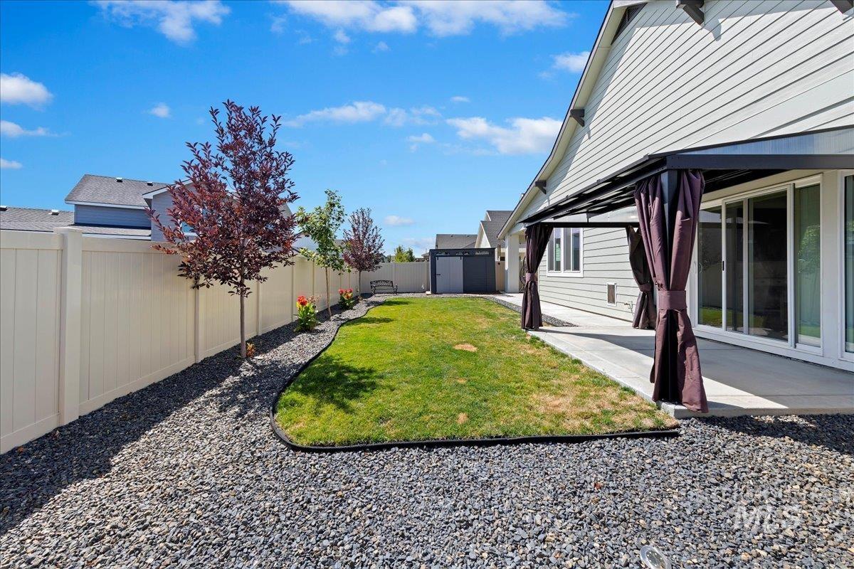 9863 W Aviara St., Star, Idaho 83669, 3 Bedrooms, 2 Bathrooms, Residential For Sale, Price $649,000,MLS 98974472