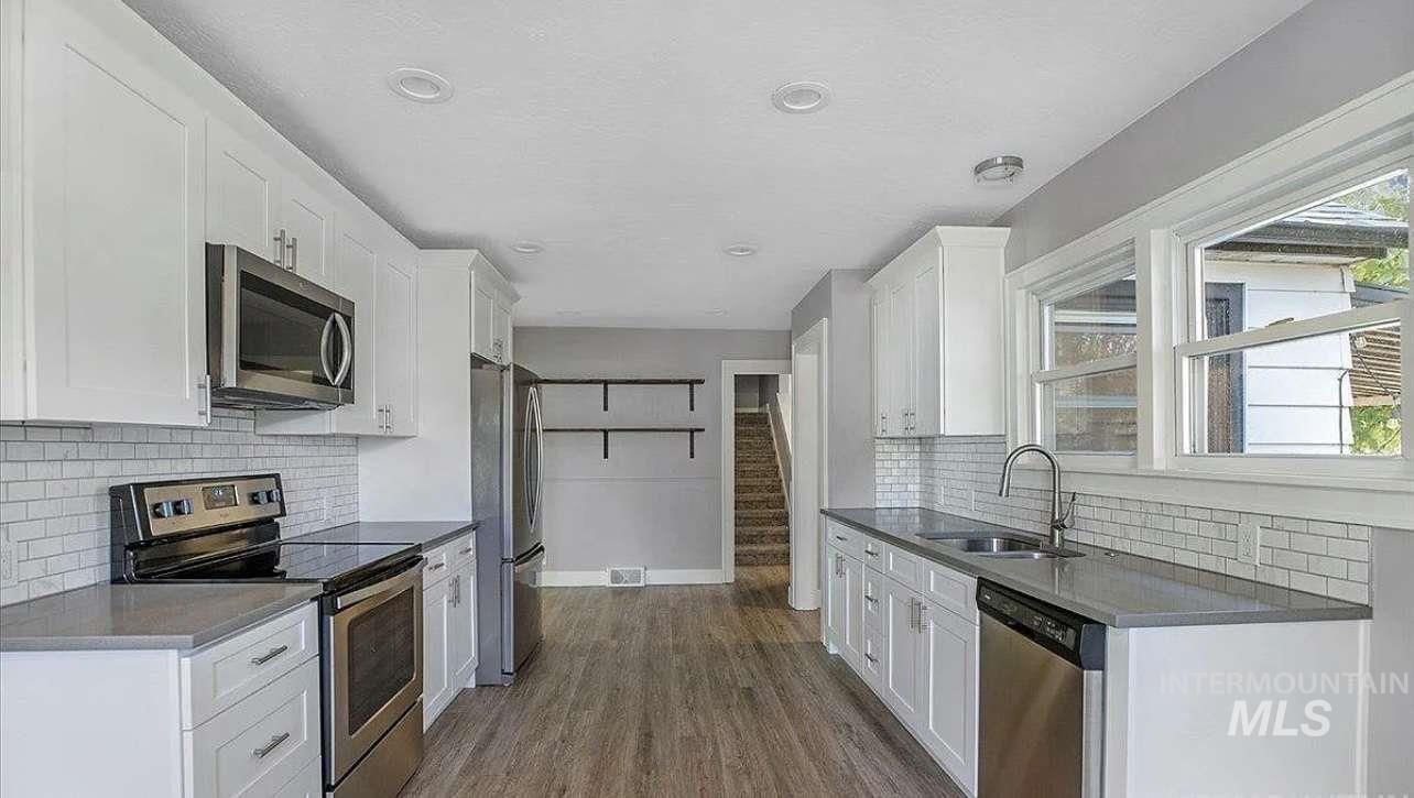 291 Lincoln St, Twin Falls, Idaho 83301, 5 Bedrooms, 3 Bathrooms, Residential For Sale, Price $599,000, 98974473