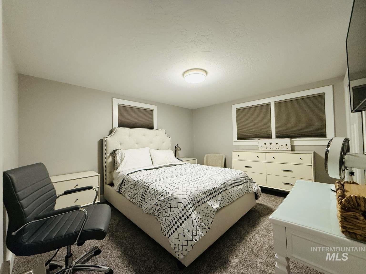 291 Lincoln St, Twin Falls, Idaho 83301, 5 Bedrooms, 3 Bathrooms, Residential For Sale, Price $599,000, 98974473