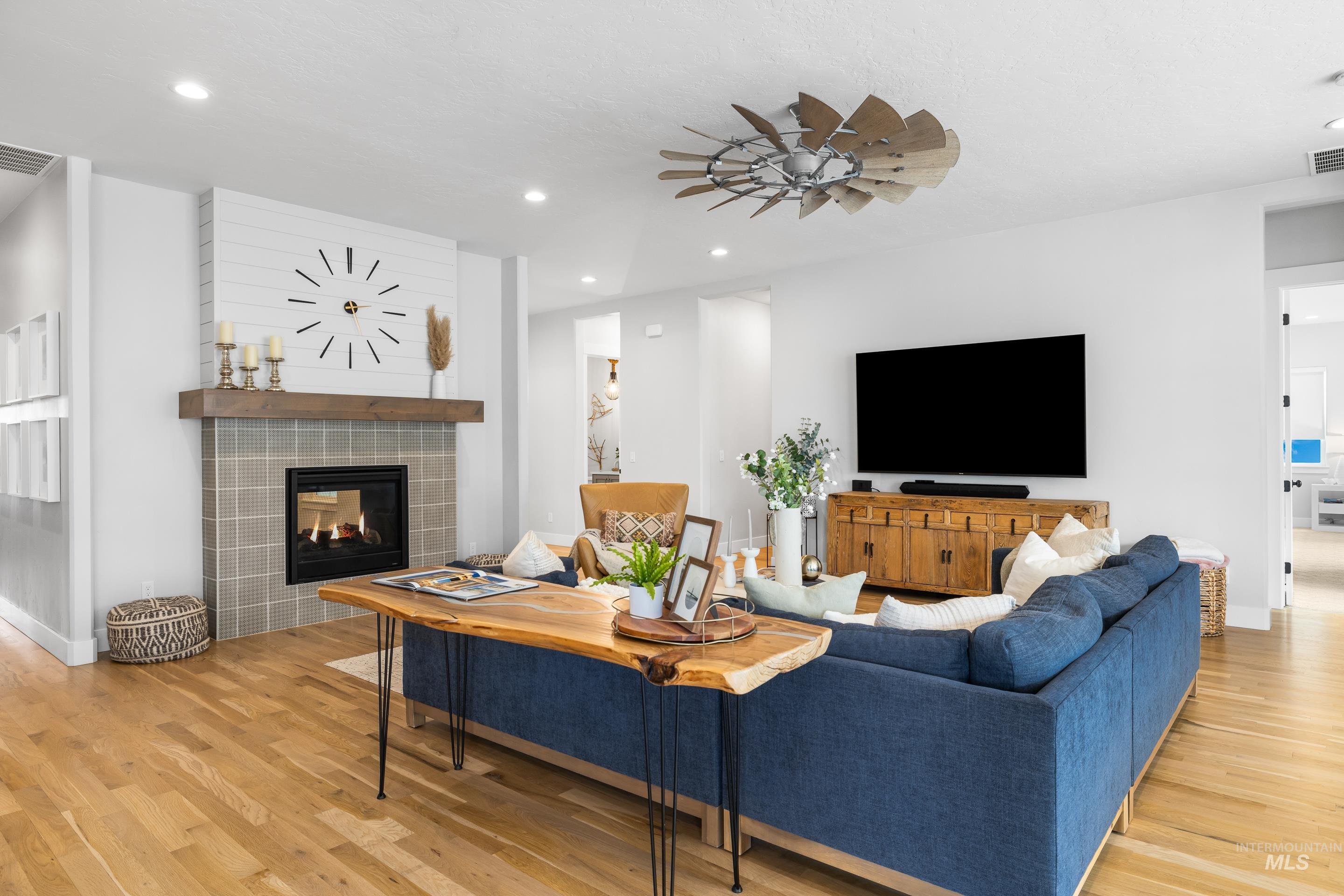 13427 N Hazel Grouse Way, Boise, Idaho 83714, 4 Bedrooms, 3.5 Bathrooms, Residential For Sale, Price $1,089,000,MLS 98974475